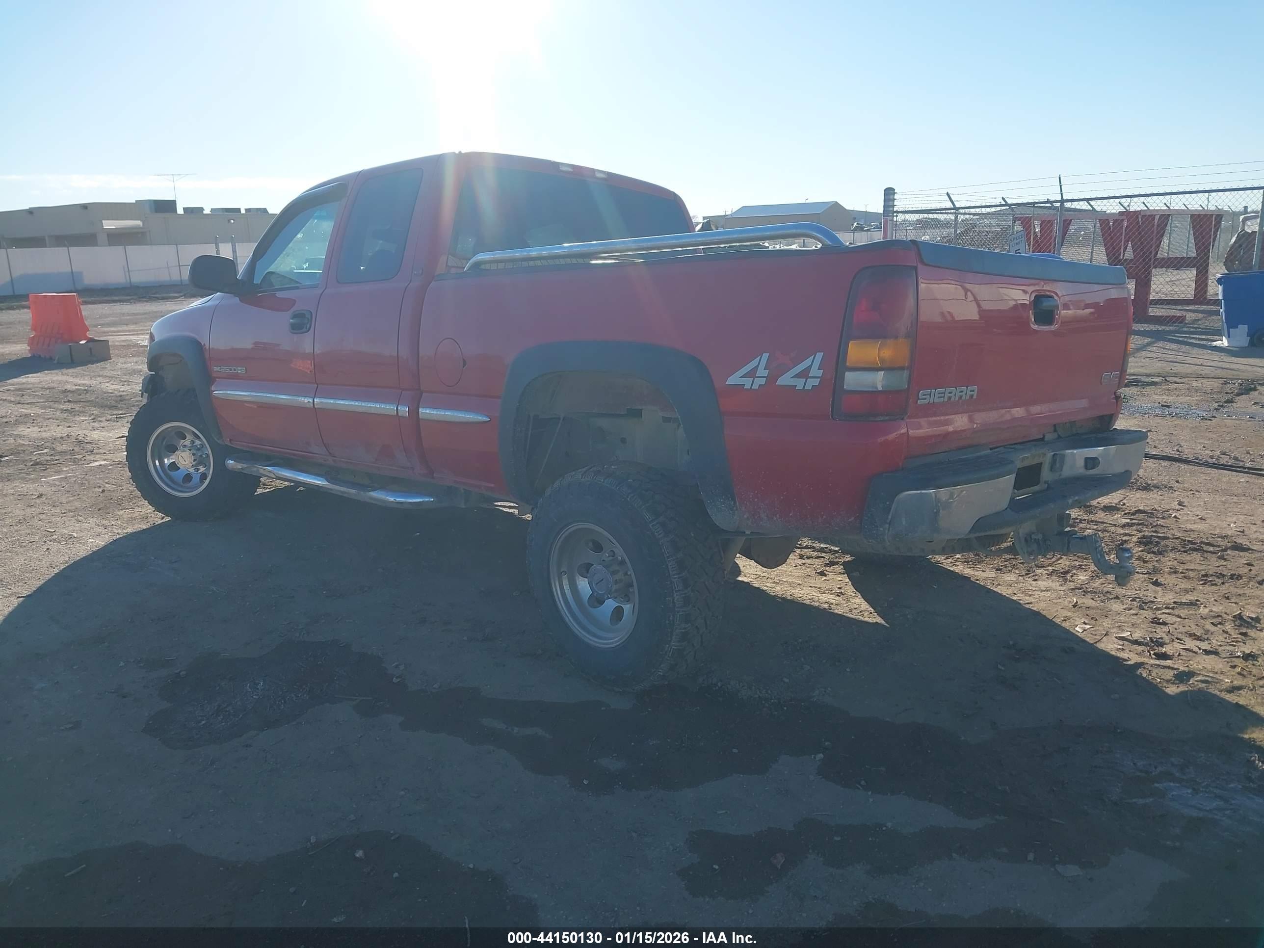 GMC SIERRA image 3