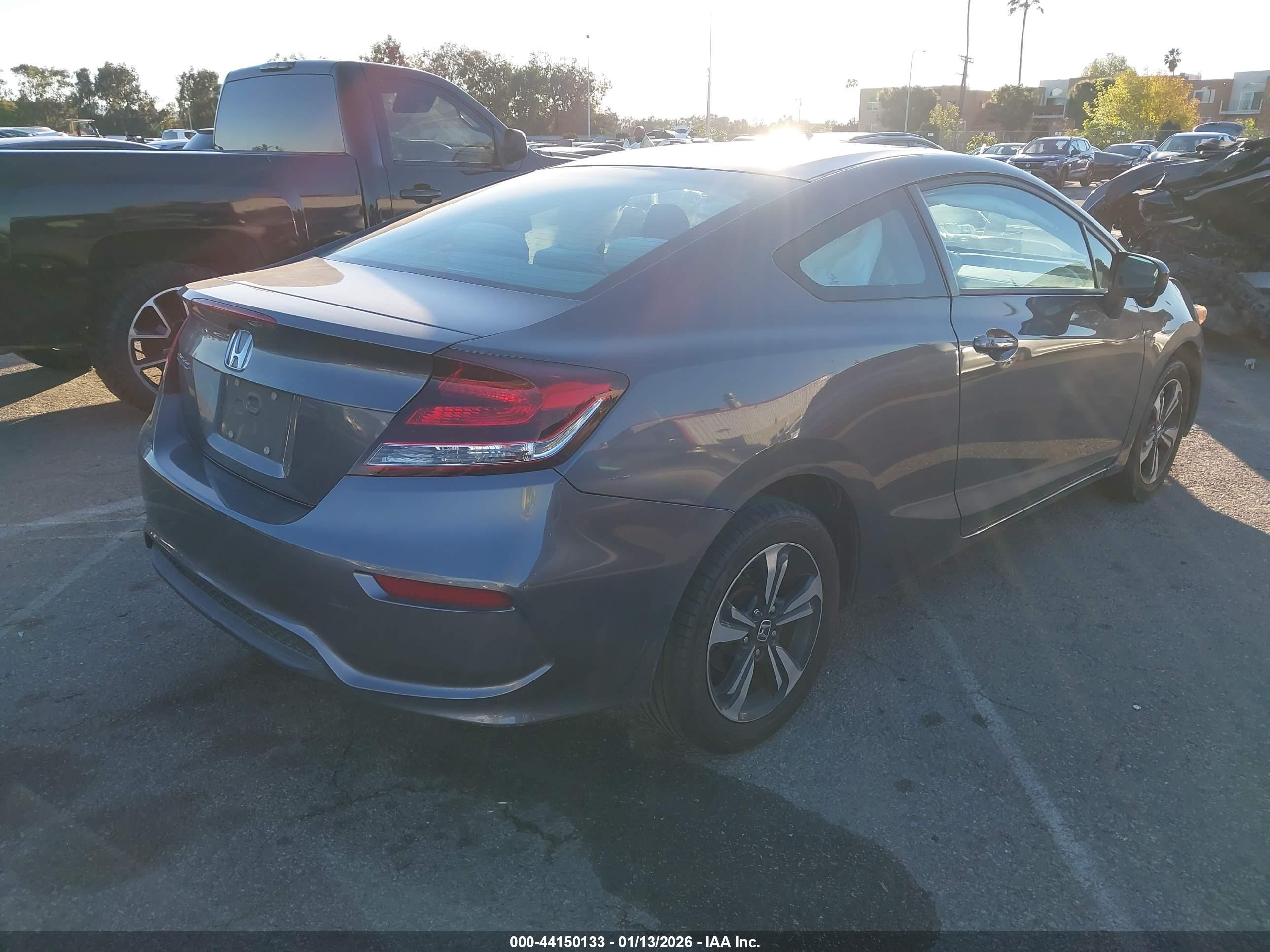 HONDA CIVIC image 4