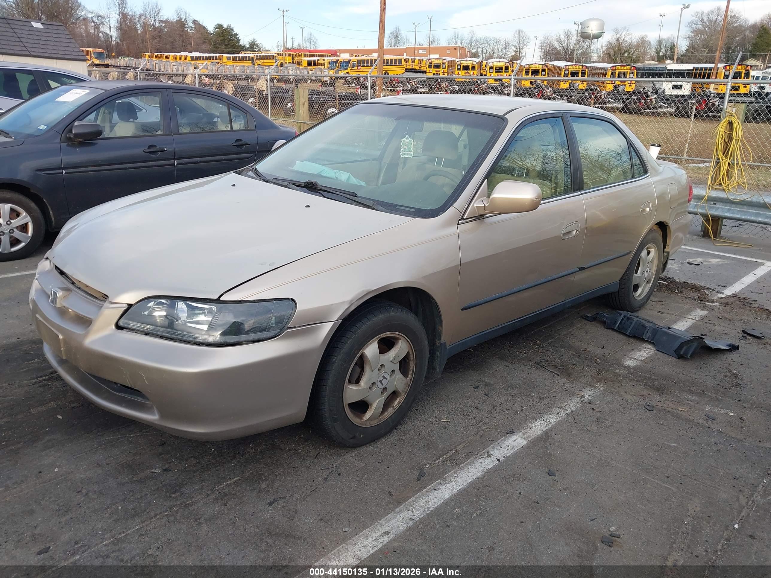 HONDA ACCORD image 2