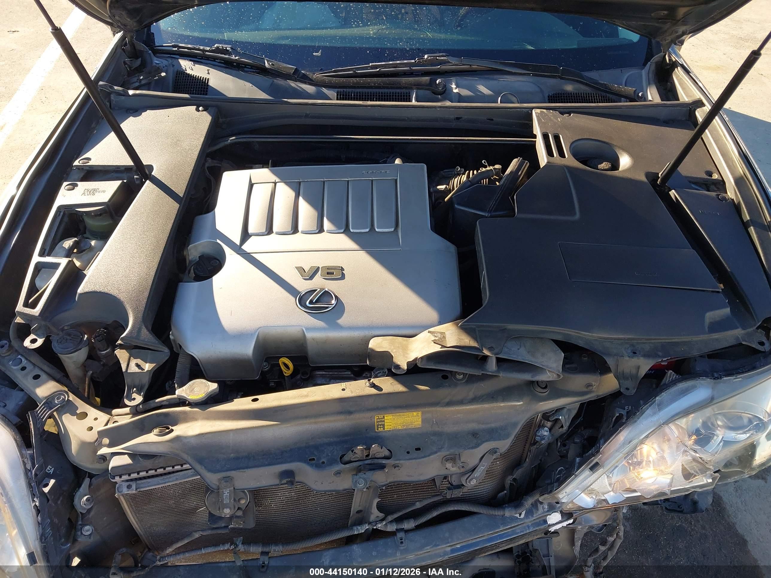 LEXUS ES image 10