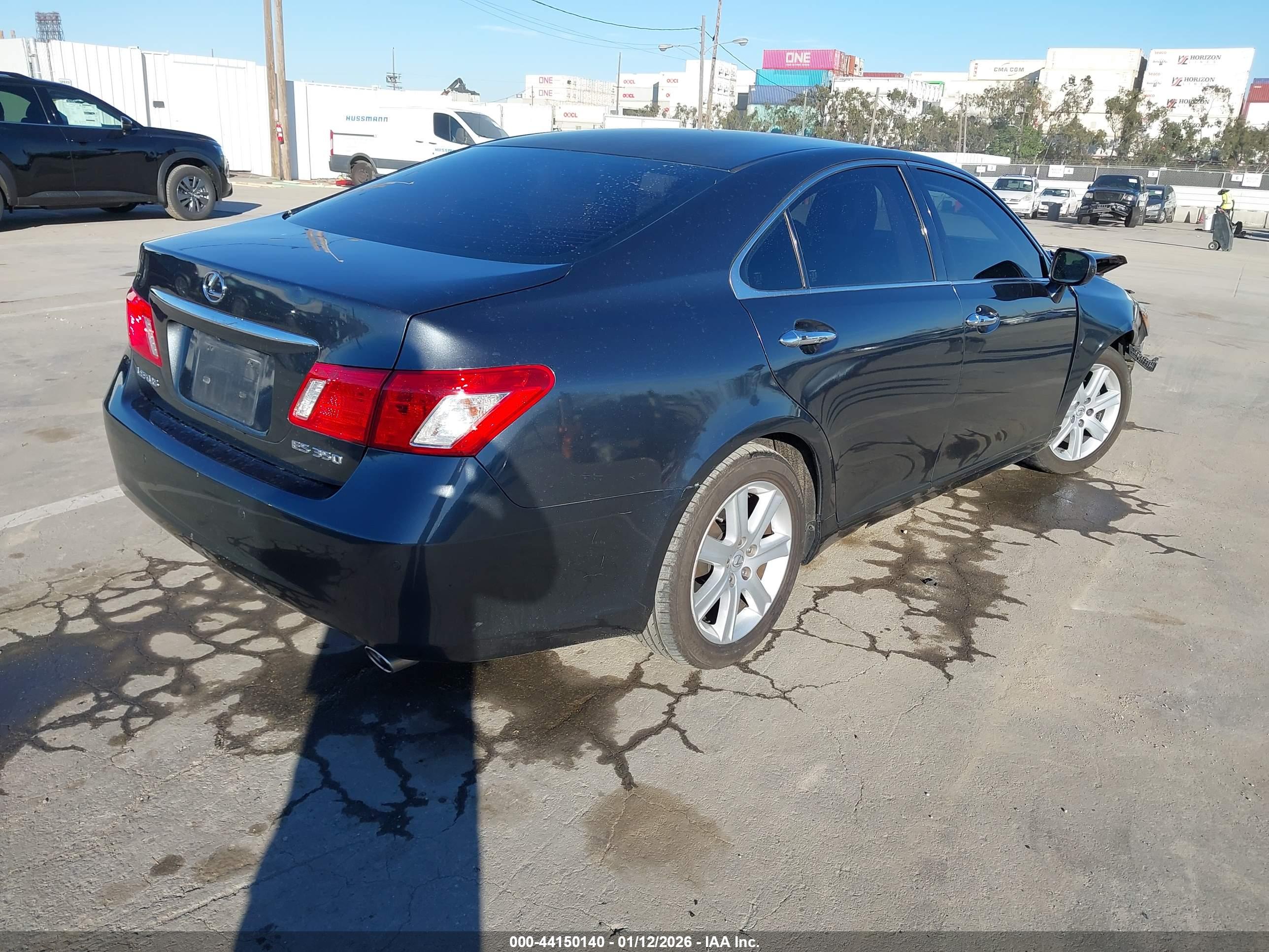 LEXUS ES image 4