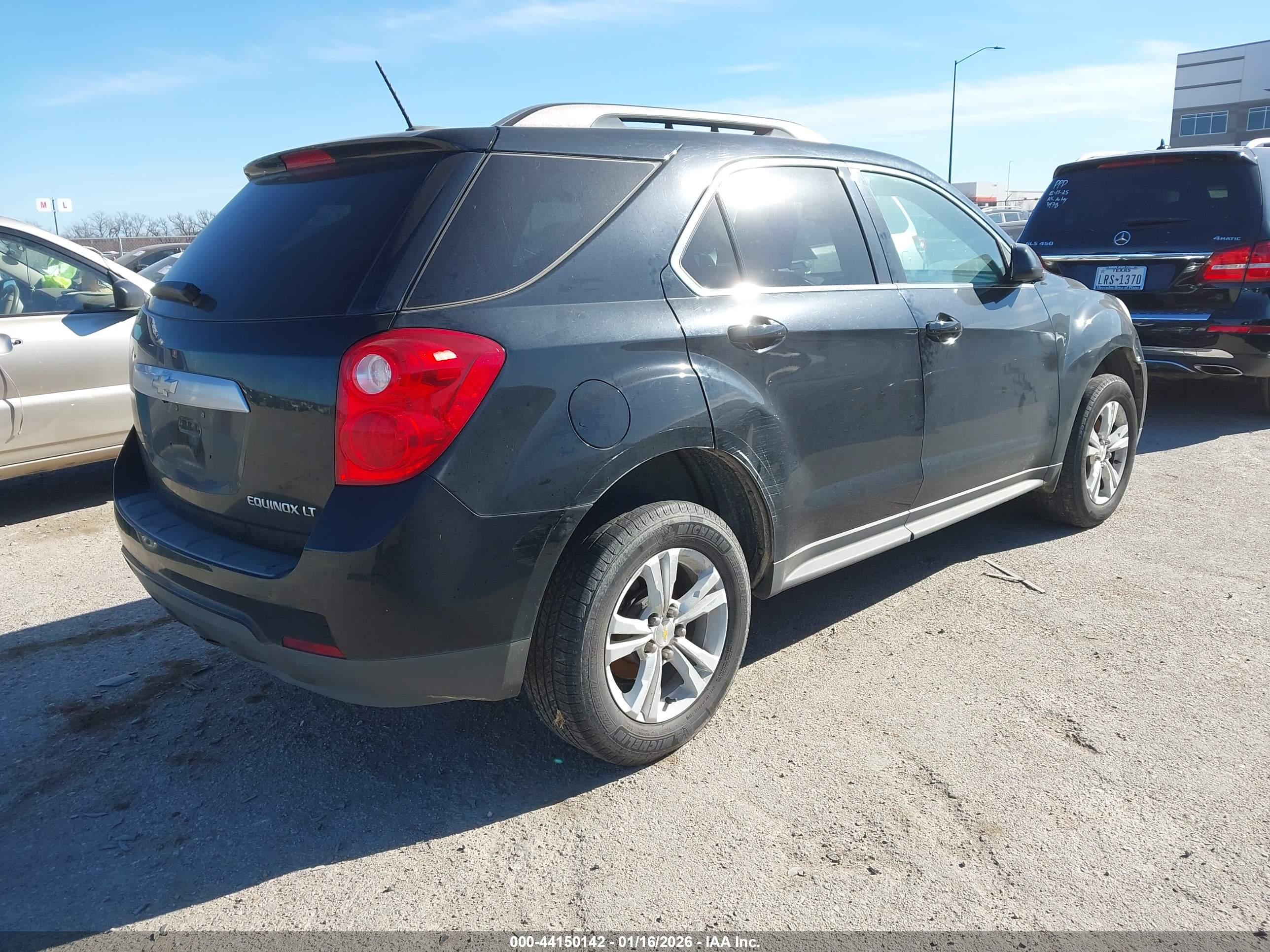 CHEVROLET EQUINOX image 4