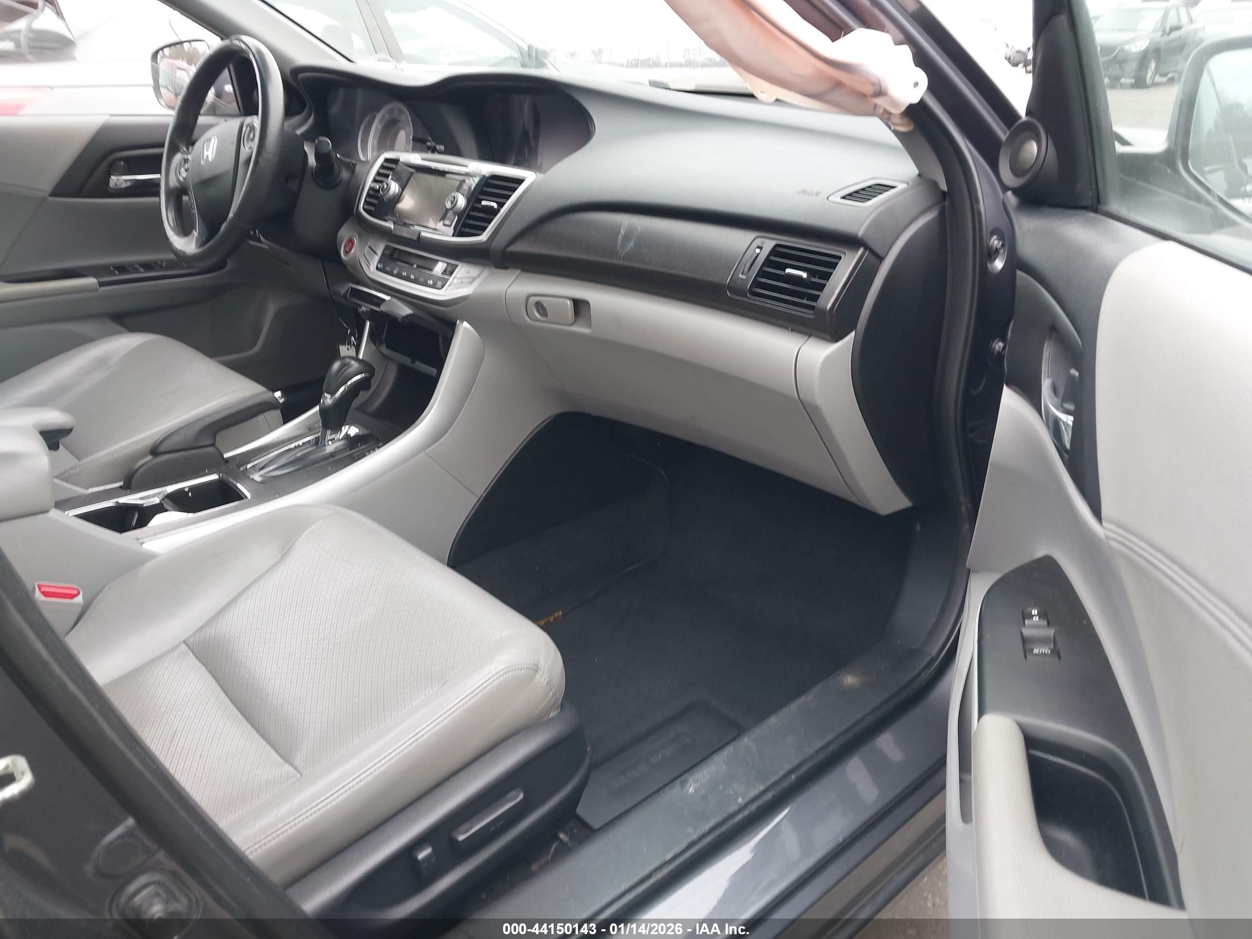 HONDA ACCORD image 5