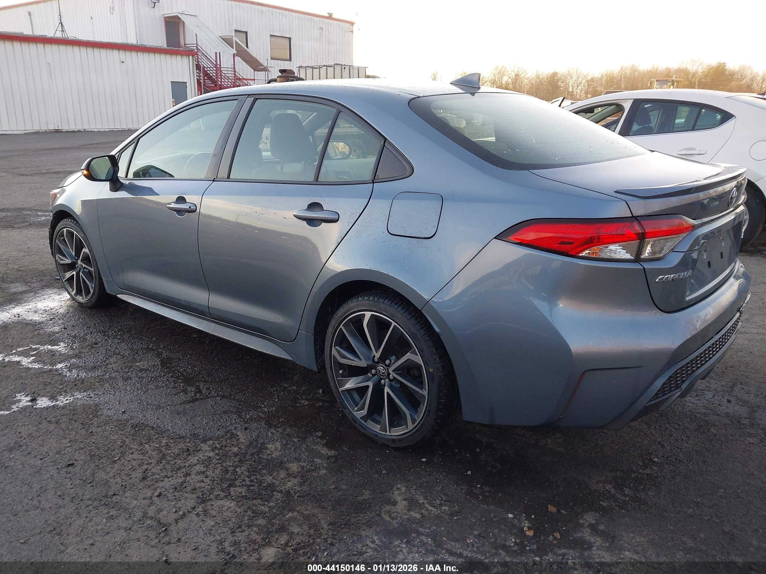 TOYOTA COROLLA image 3