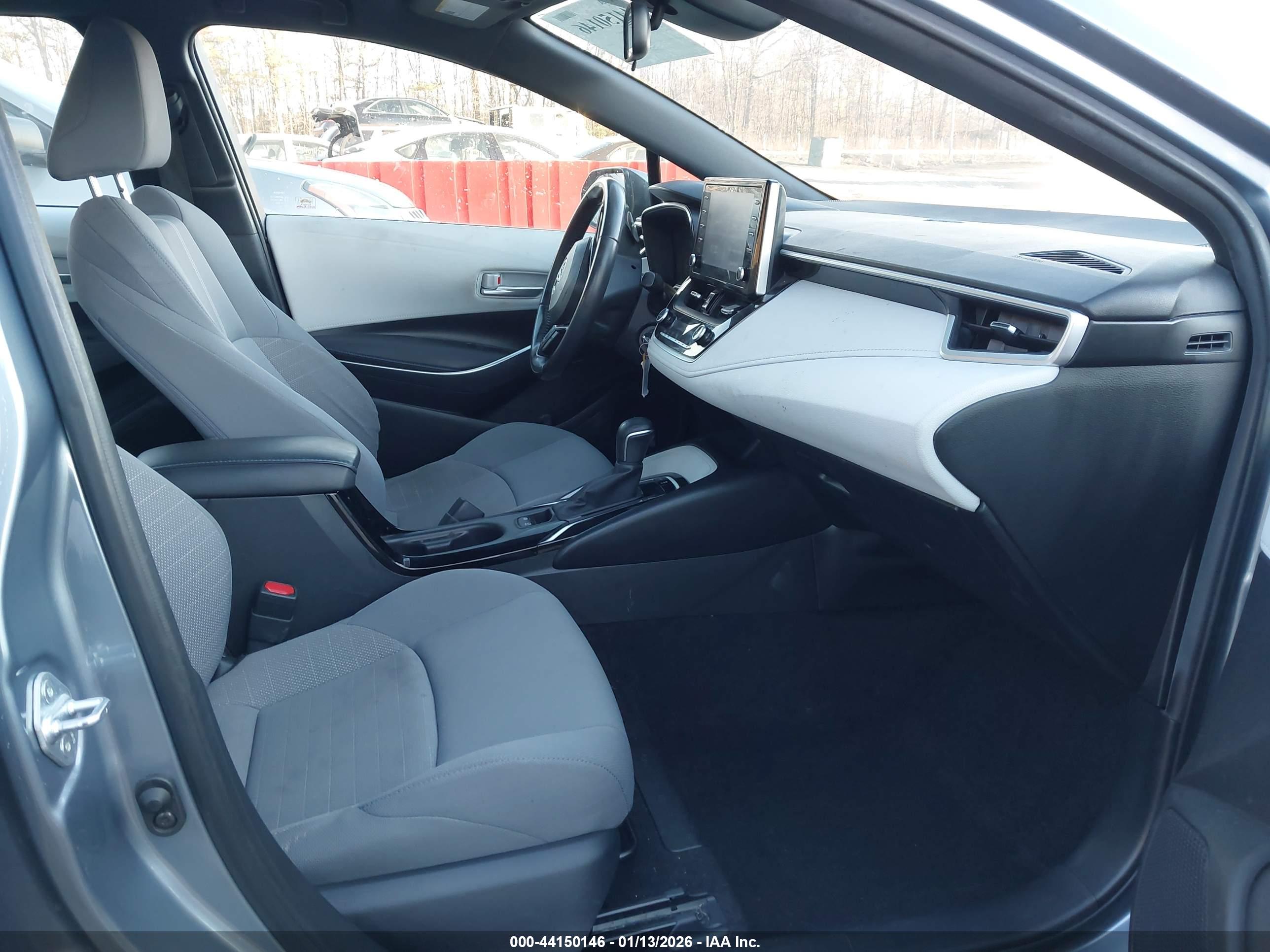 TOYOTA COROLLA image 5