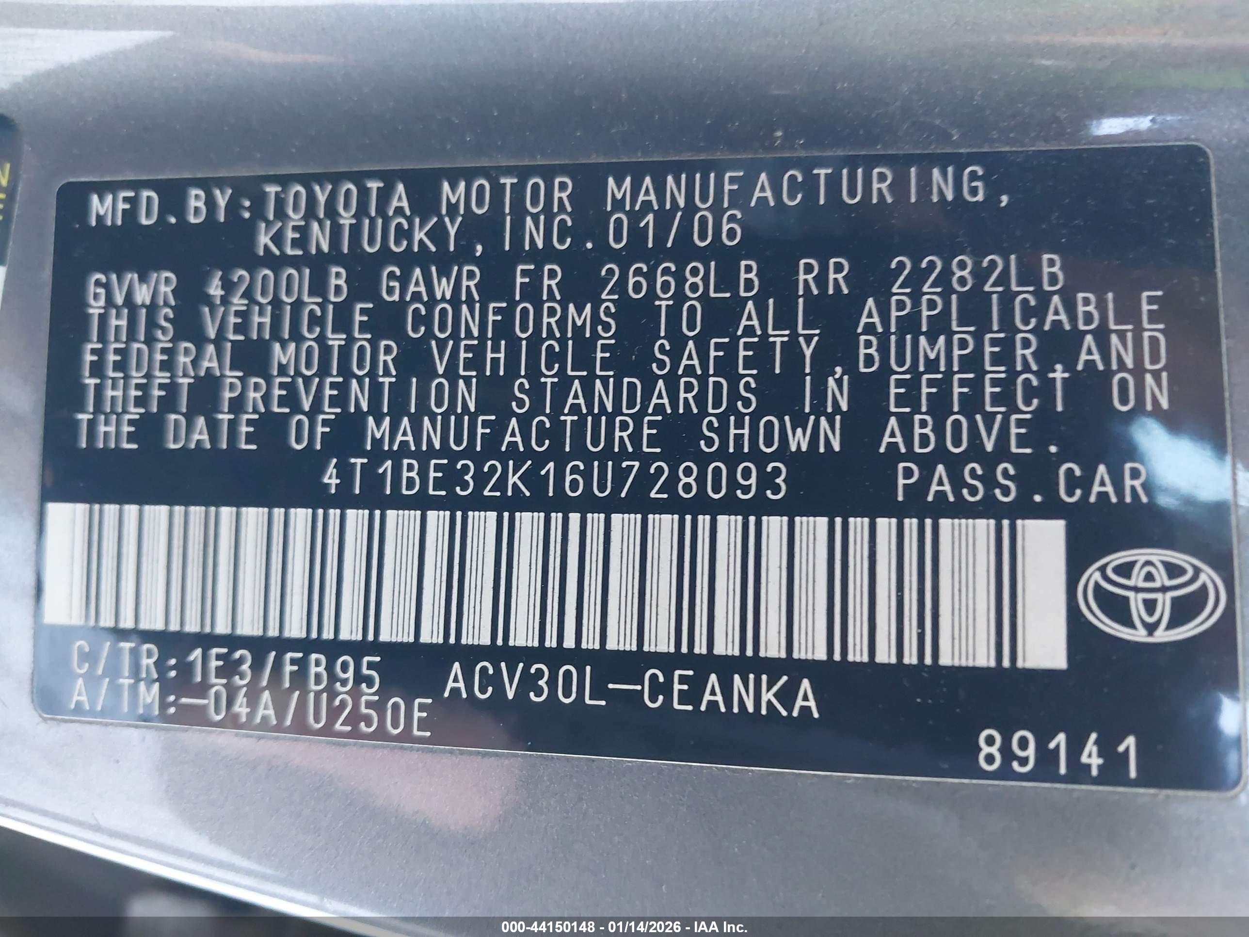 TOYOTA CAMRY image 9