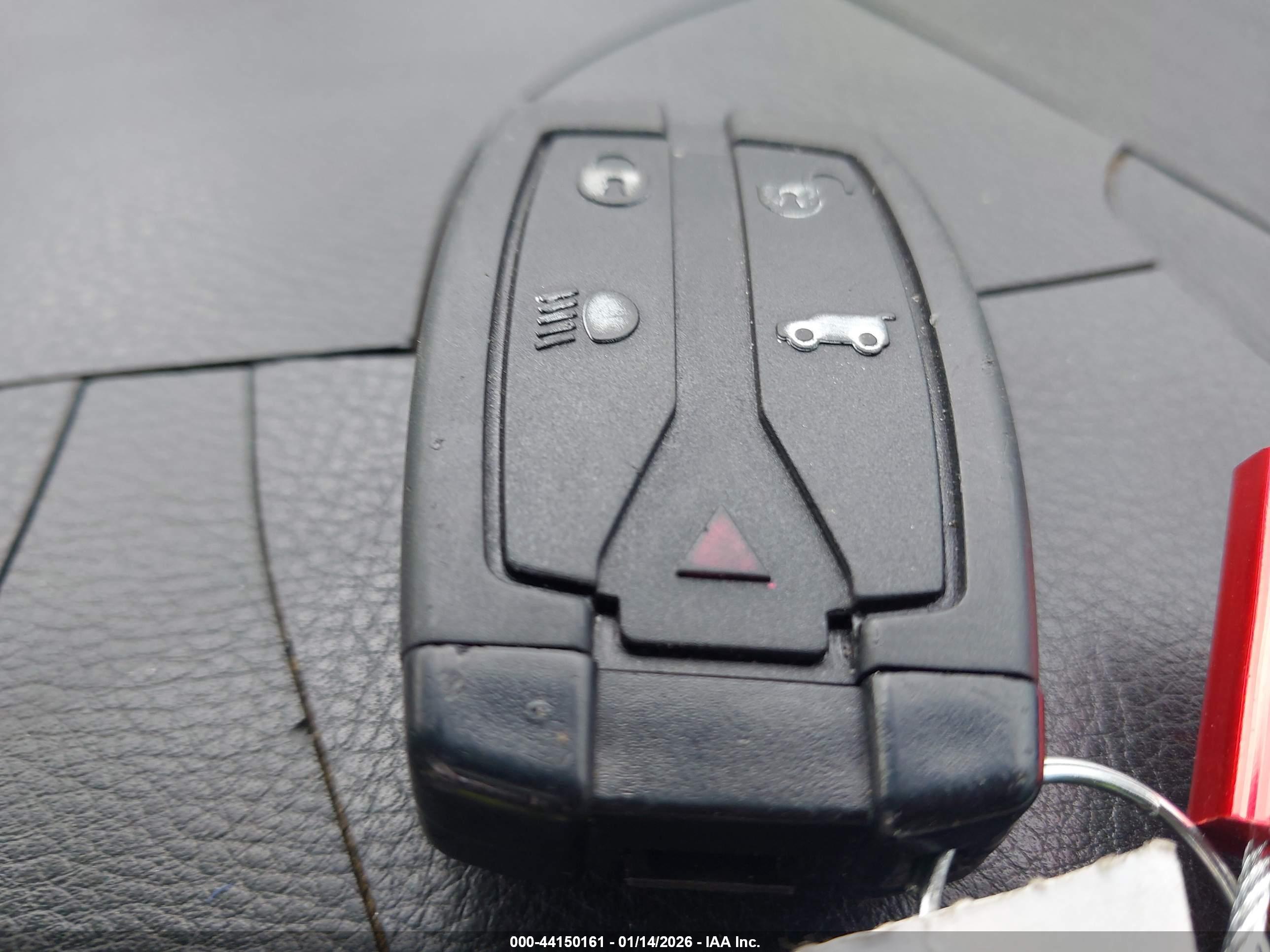 LAND ROVER image 11