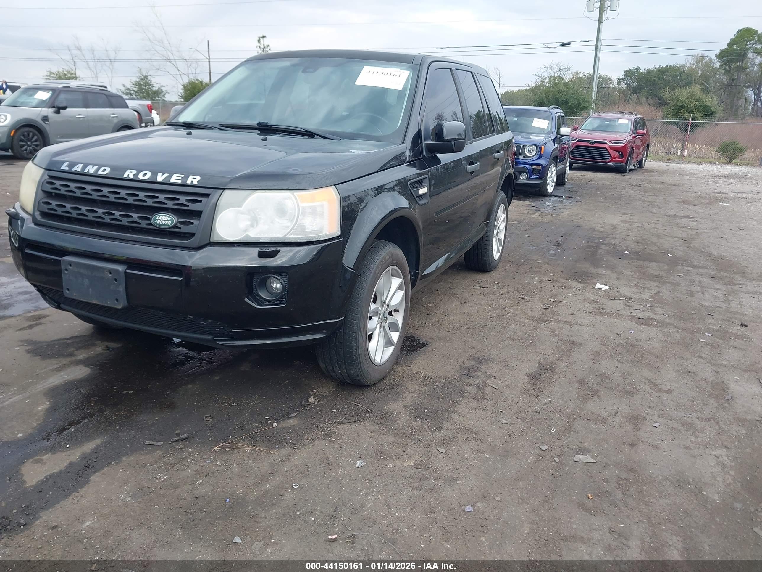 LAND ROVER image 2