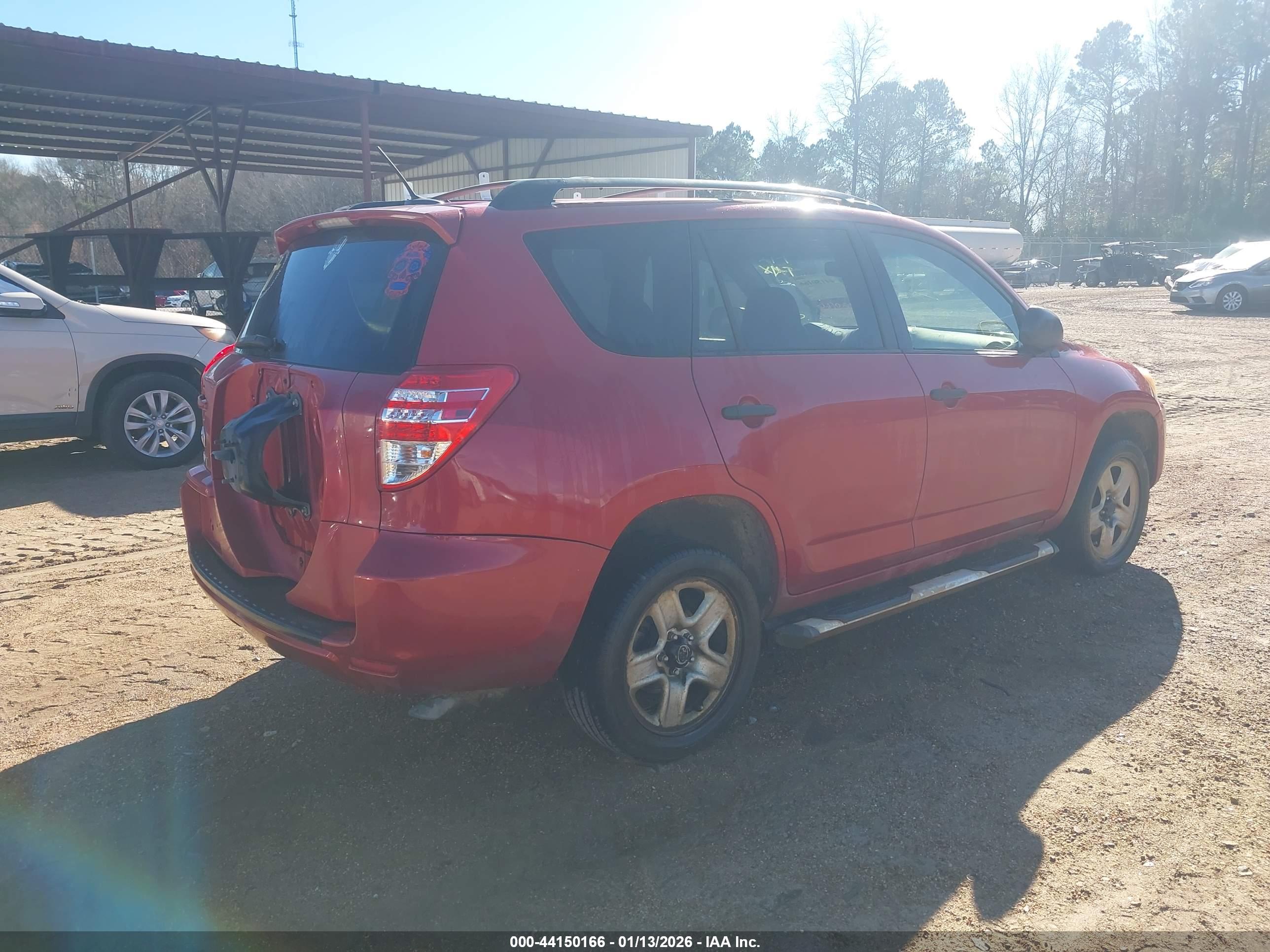 TOYOTA RAV4 image 4