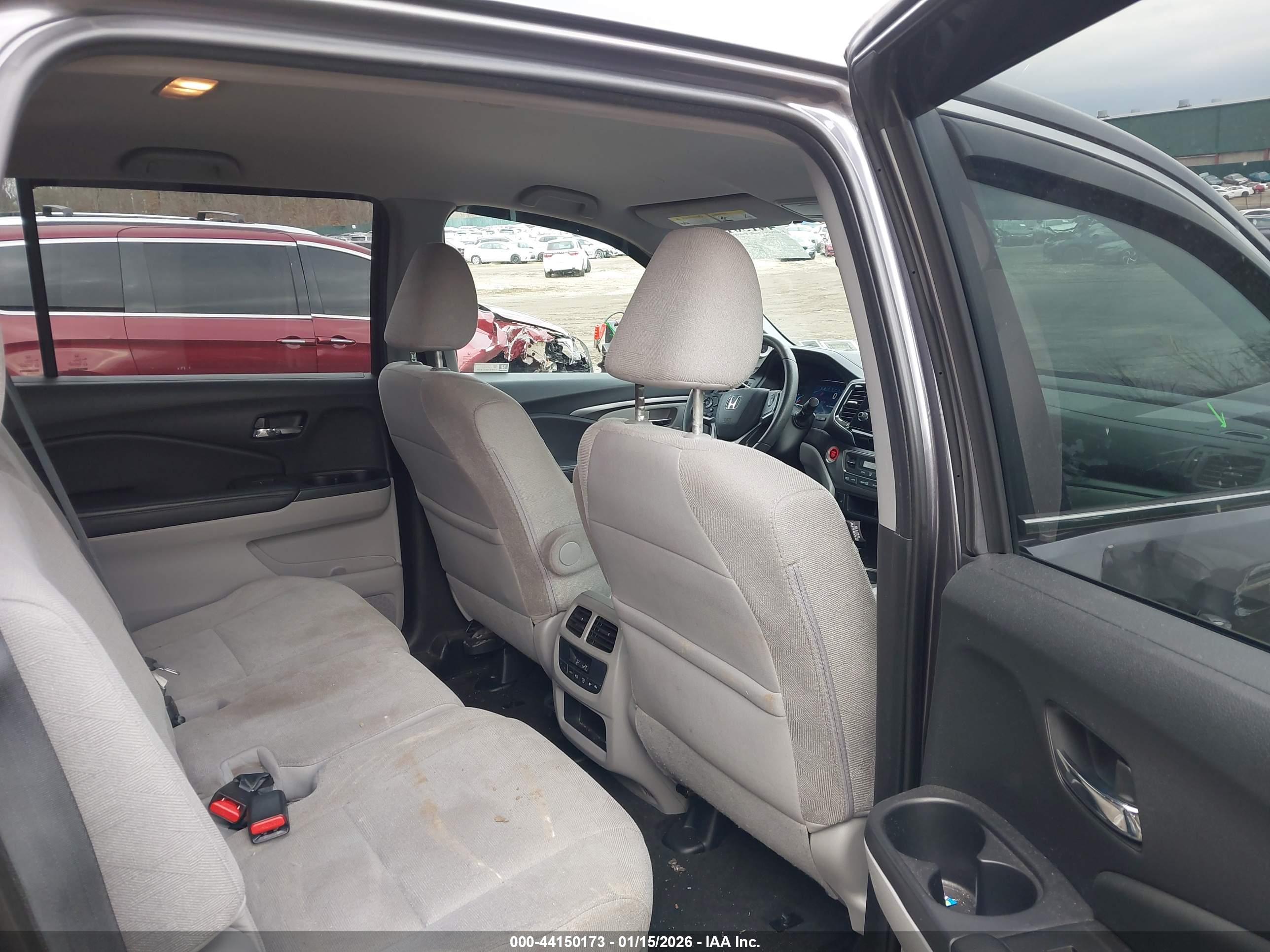 HONDA PILOT image 8