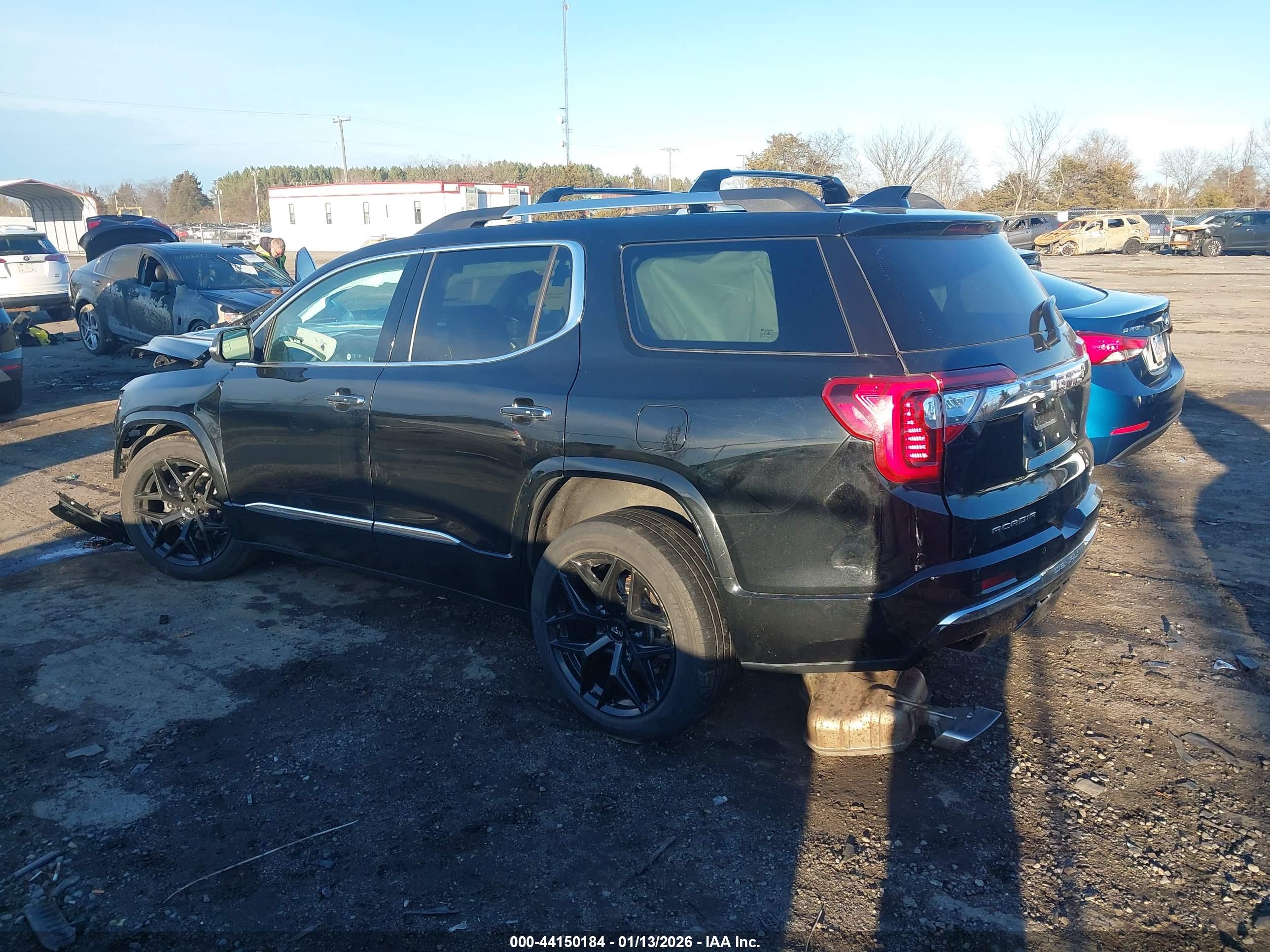GMC ACADIA image 3