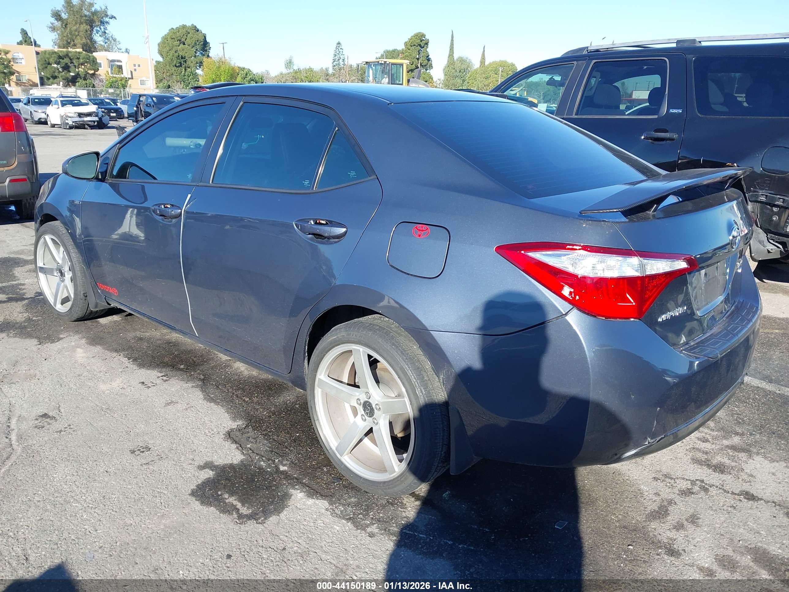 TOYOTA COROLLA image 3