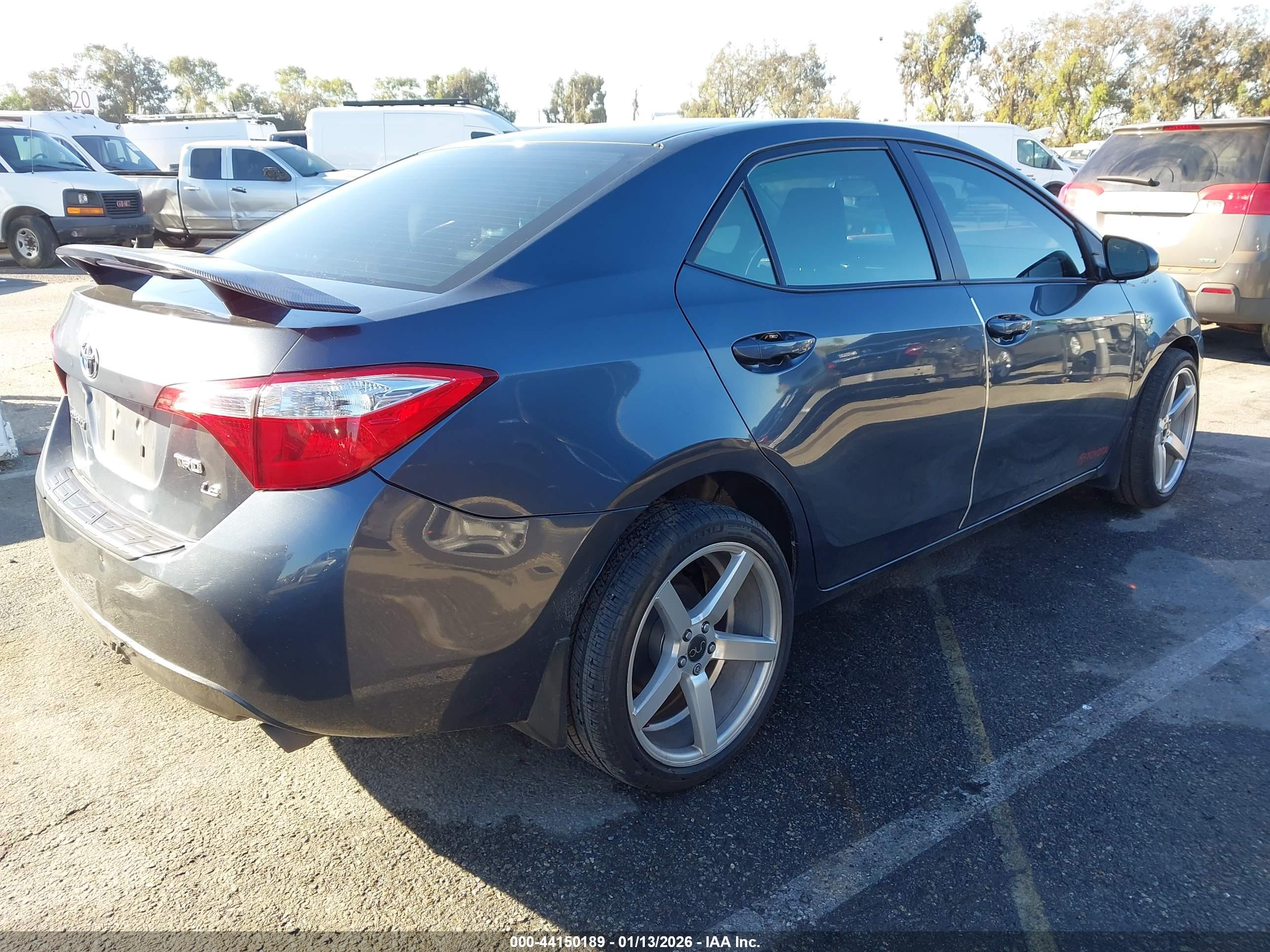 TOYOTA COROLLA image 4