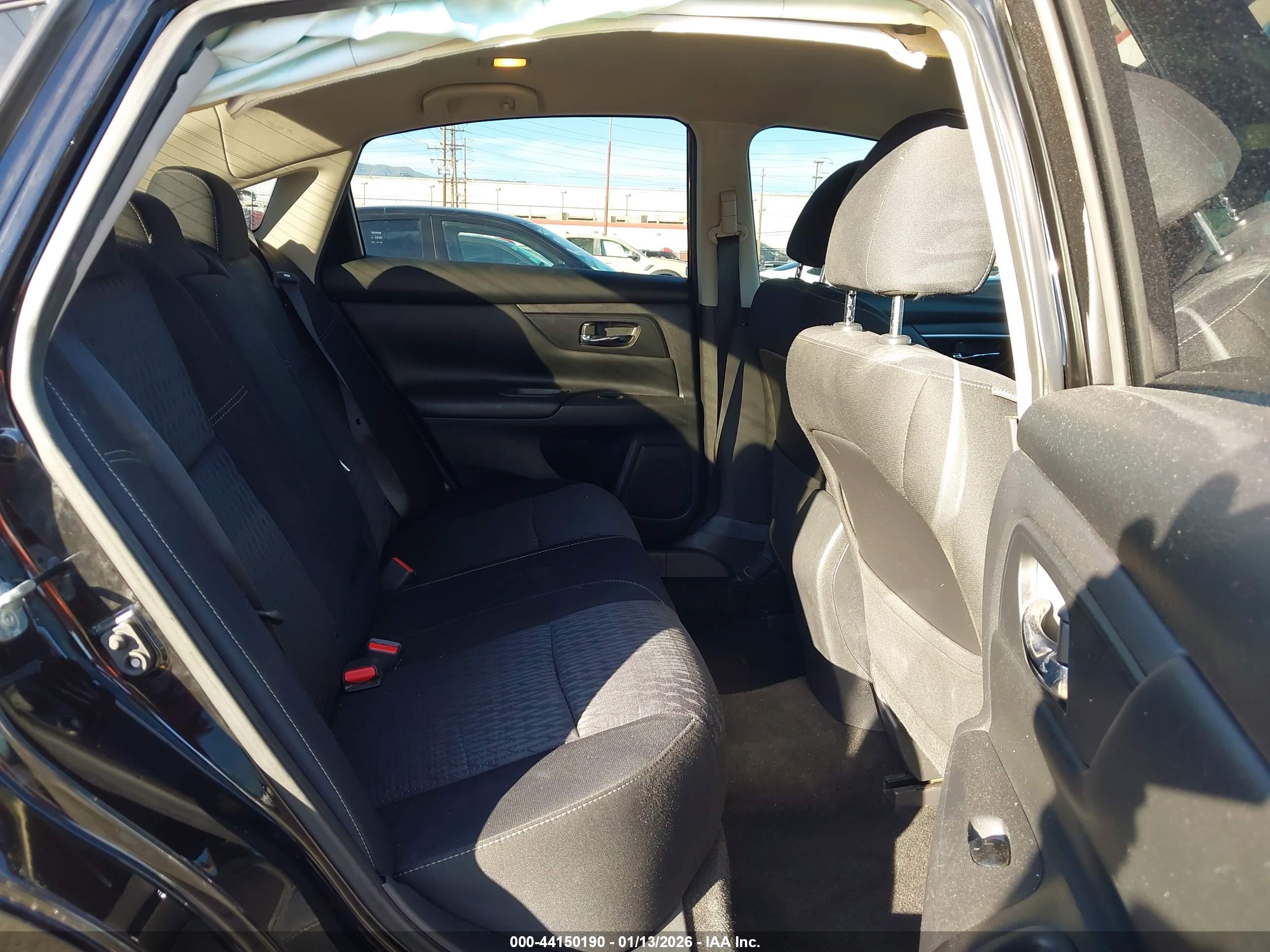 NISSAN ALTIMA image 8