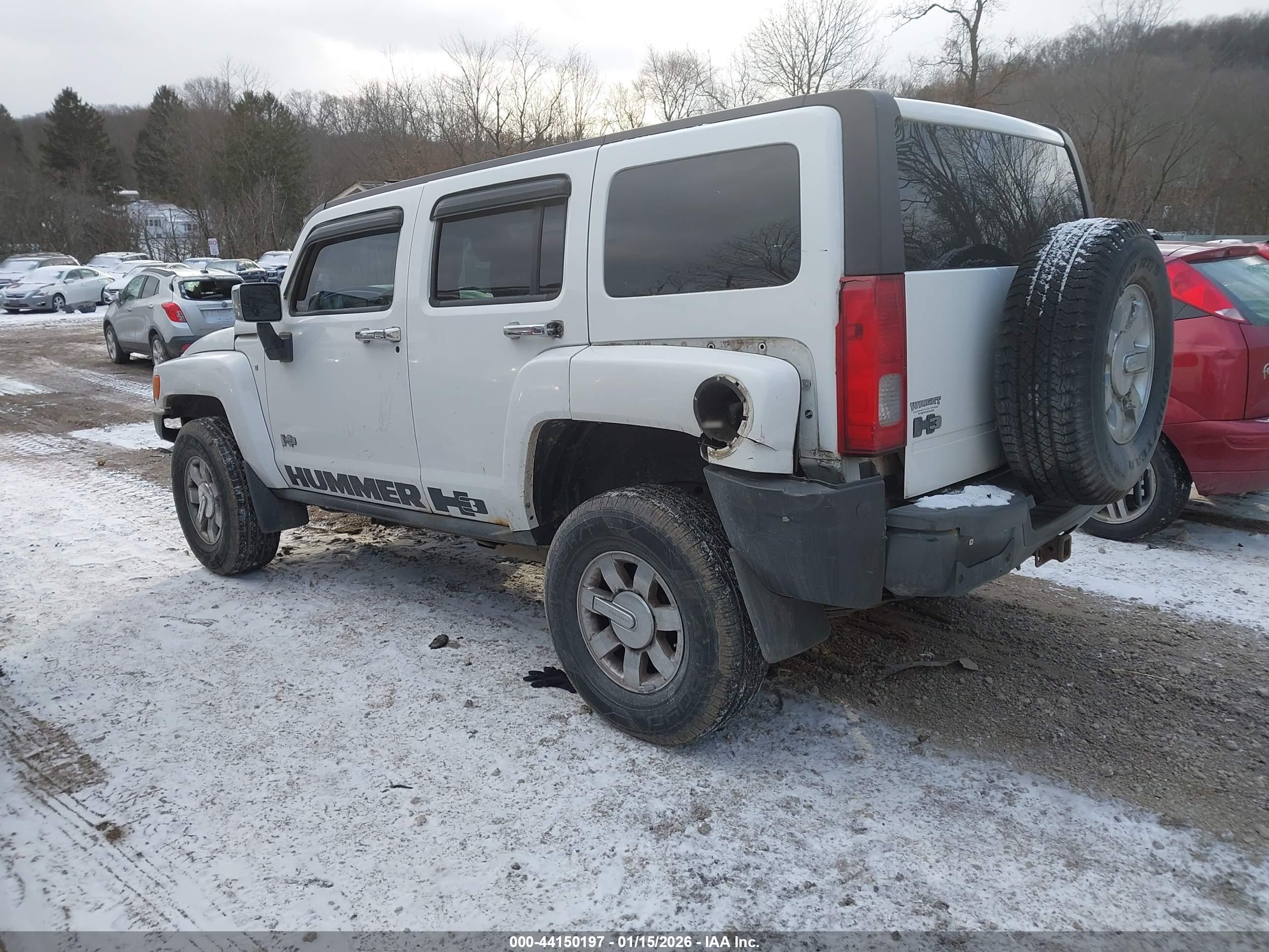 HUMMER H3 image 3
