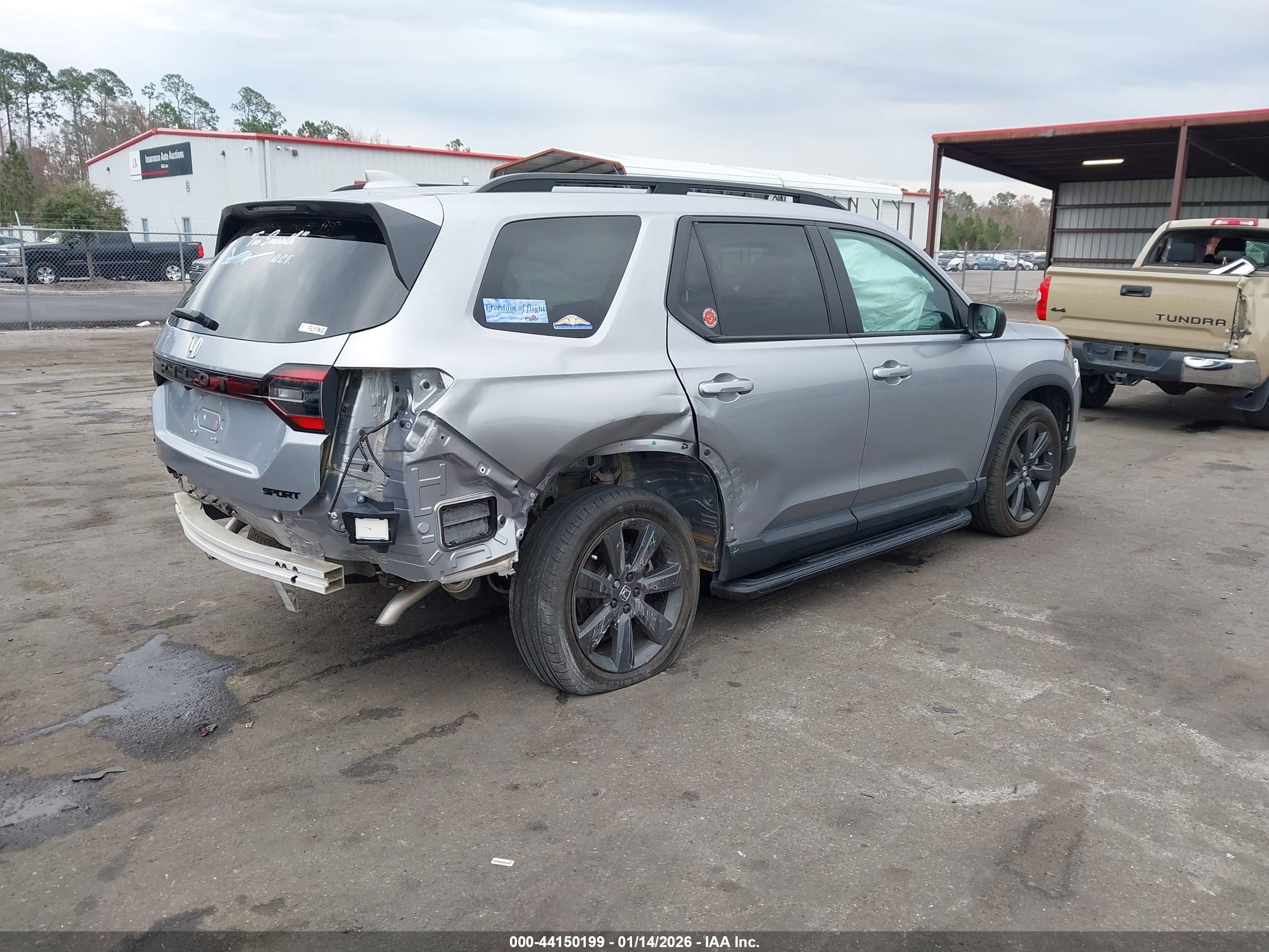 HONDA PILOT image 4