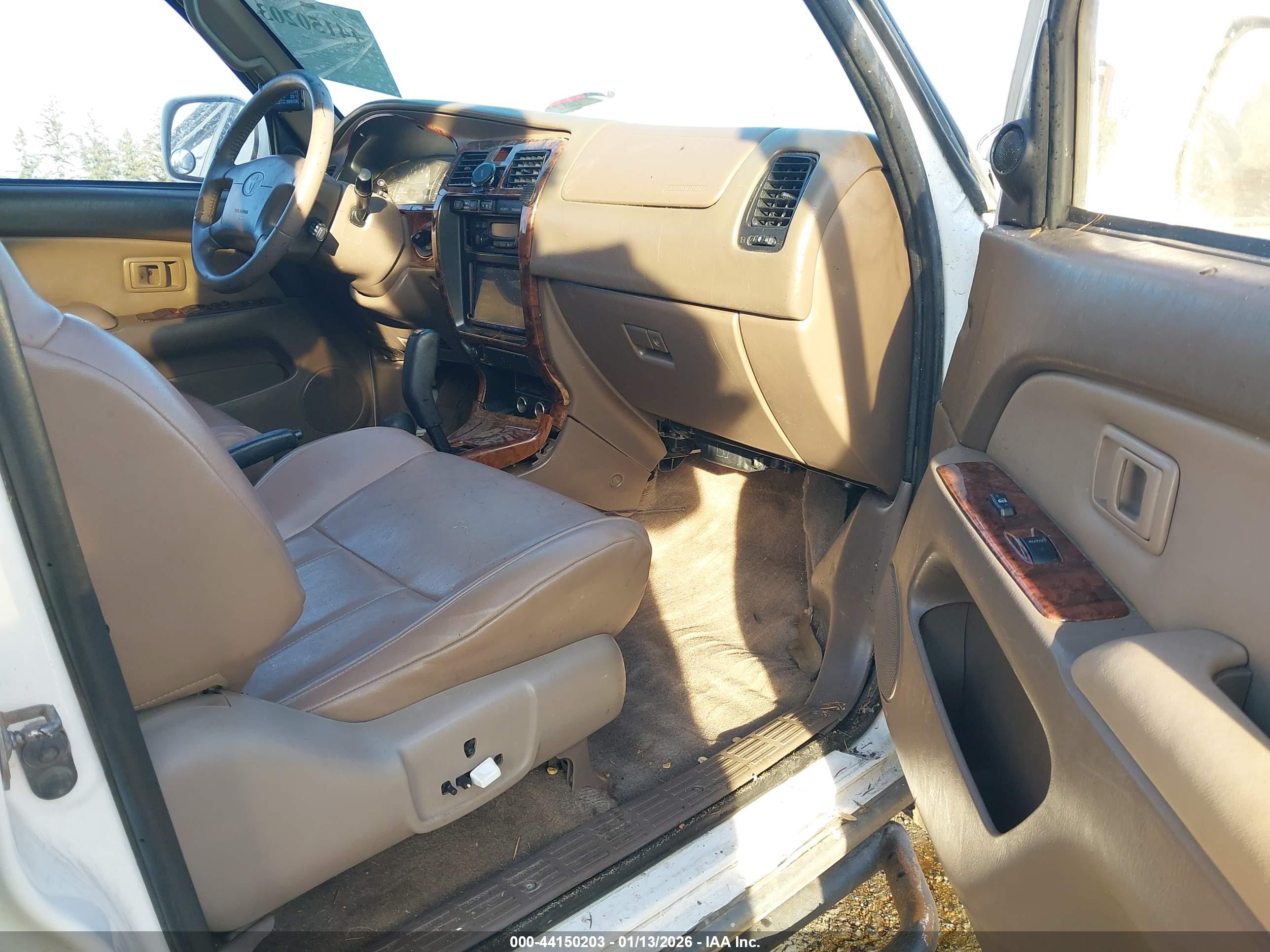 TOYOTA 4RUNNER image 5