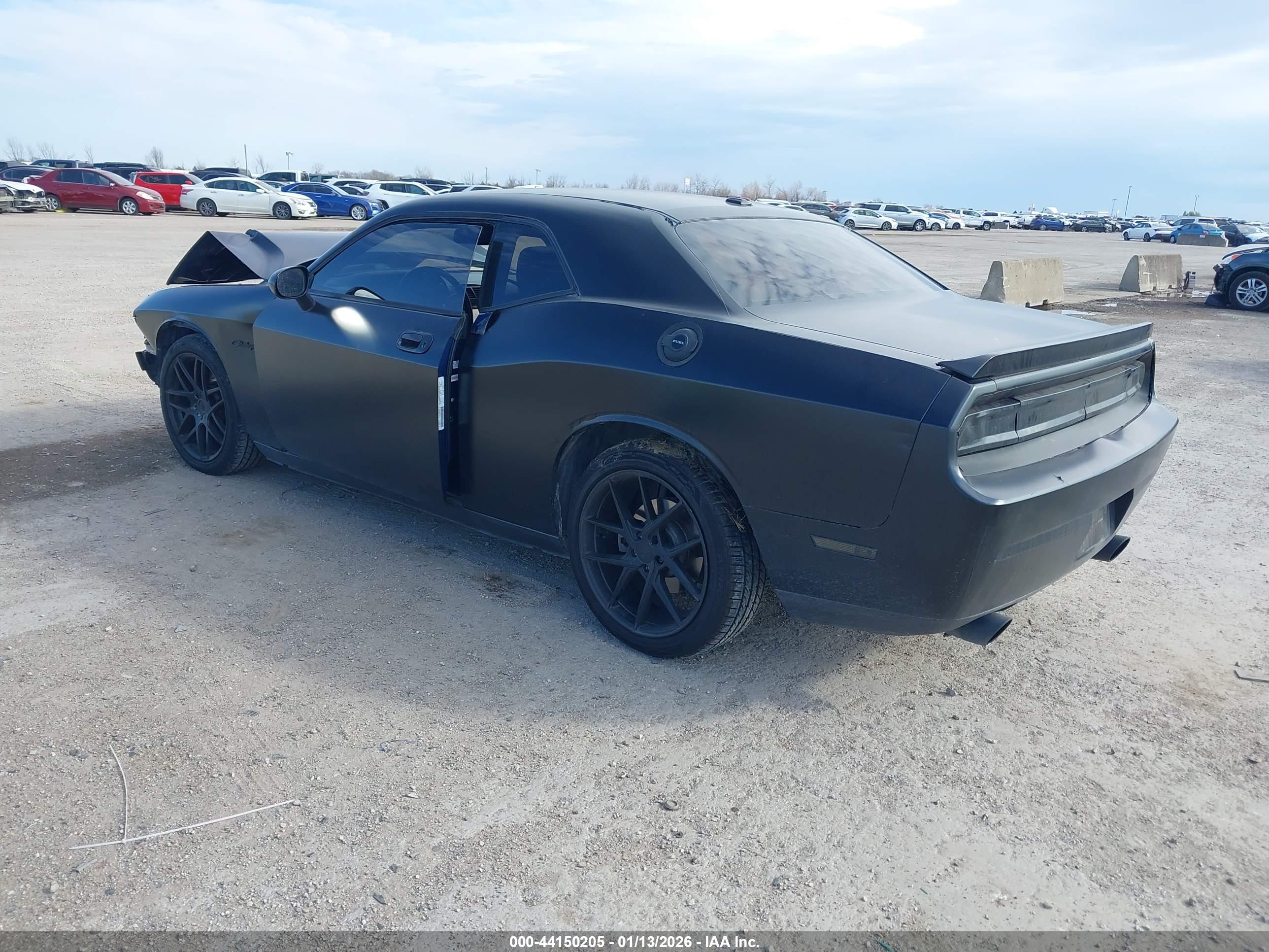 DODGE CHALLENGER image 3