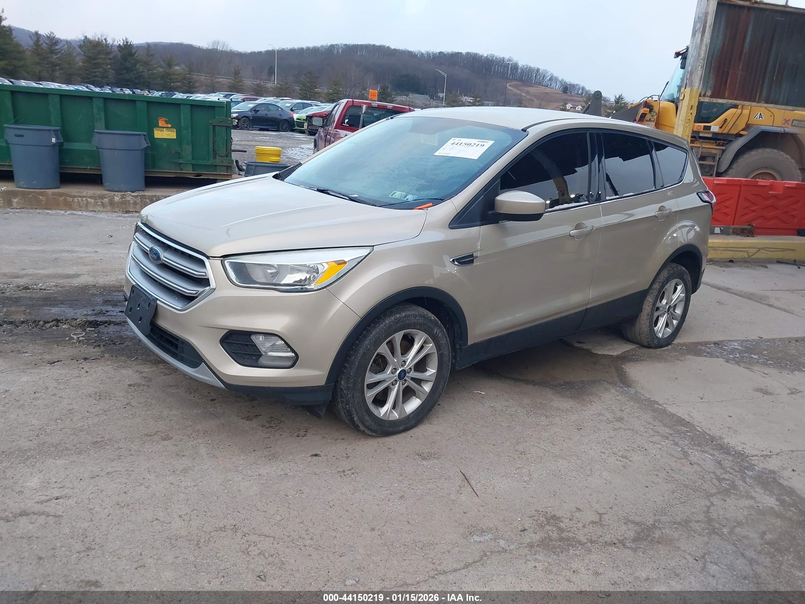 FORD ESCAPE image 2