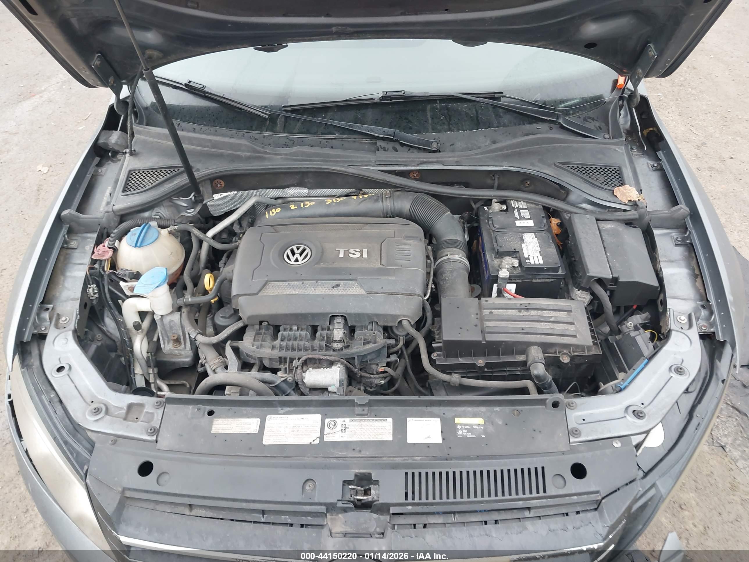 VOLKSWAGEN PASSAT image 10