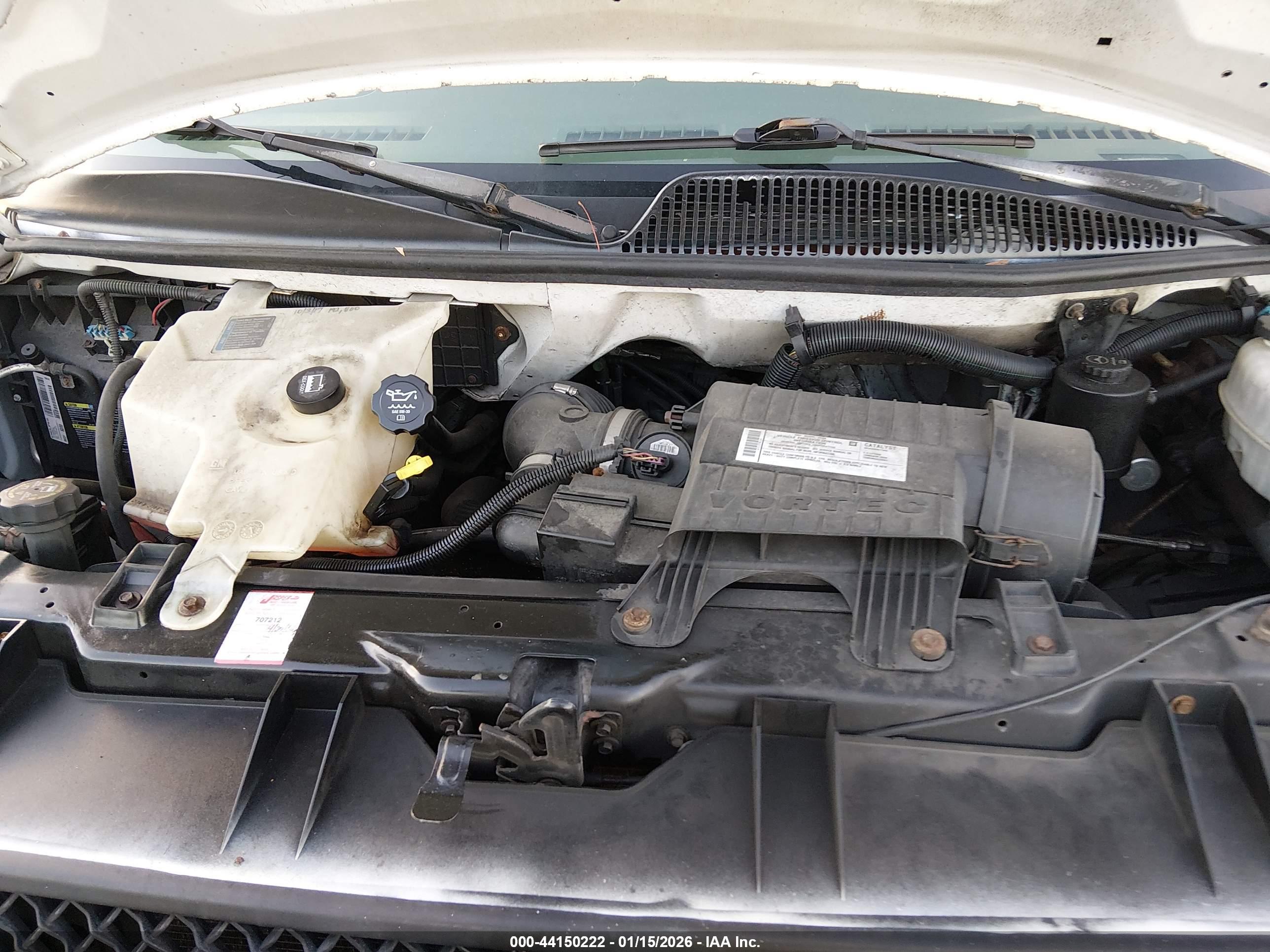 CHEVROLET EXPRESS image 10