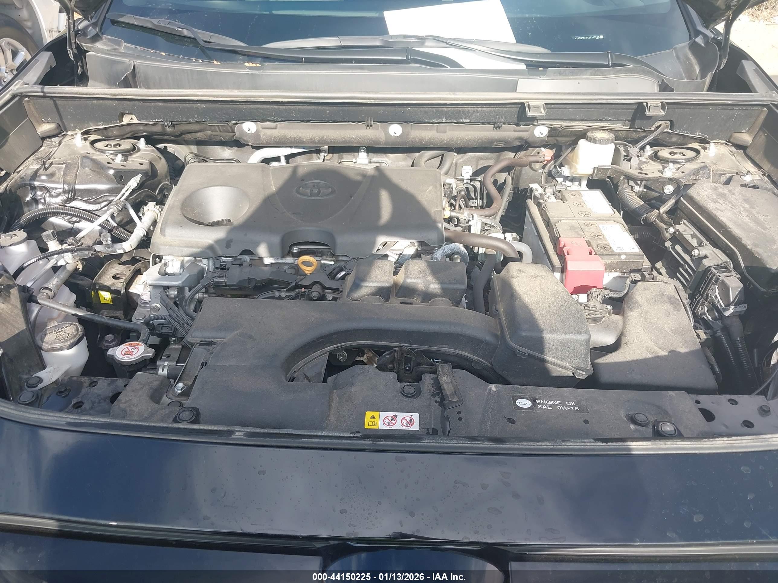 TOYOTA RAV4 image 10