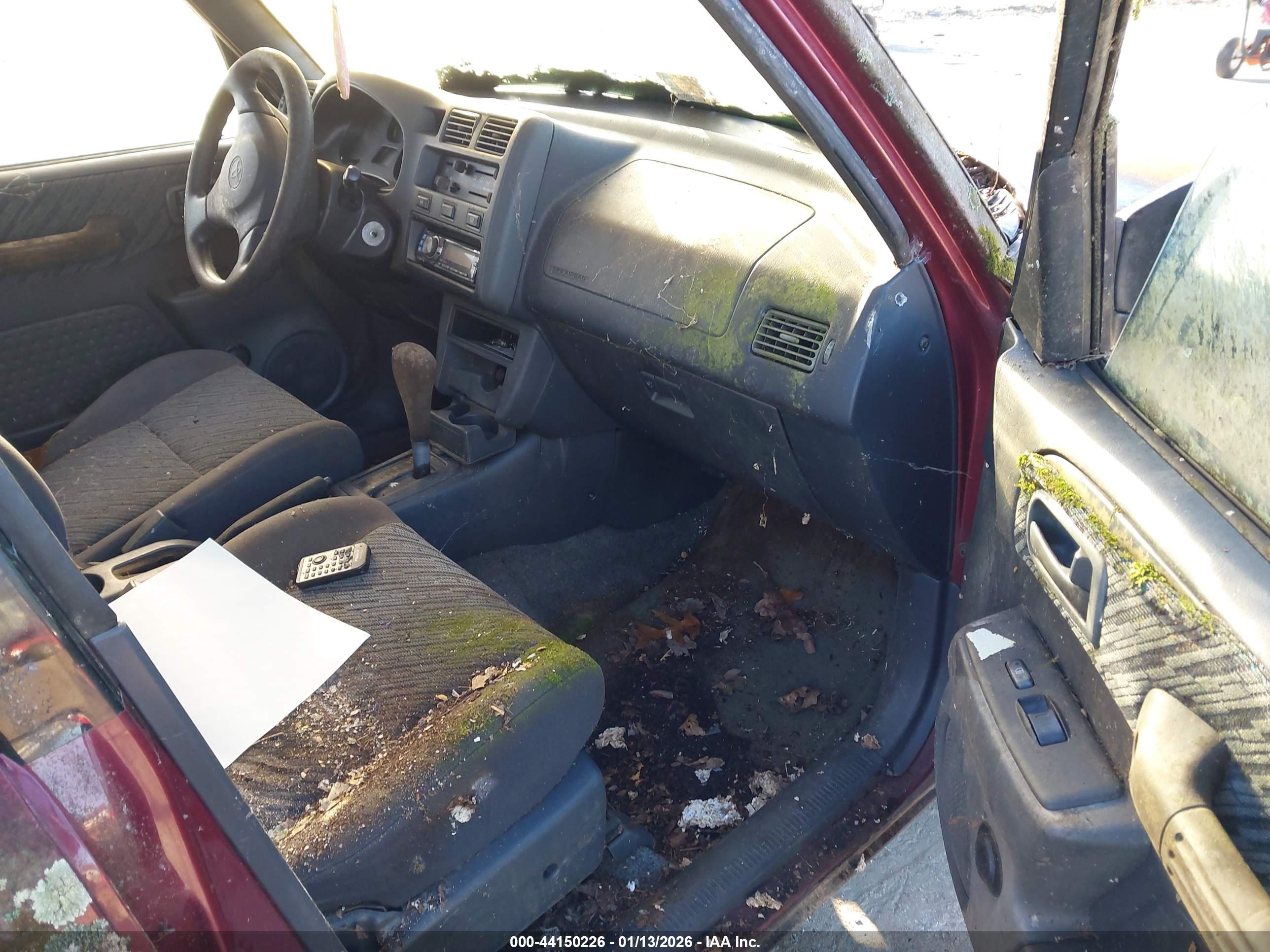 TOYOTA RAV4 image 5