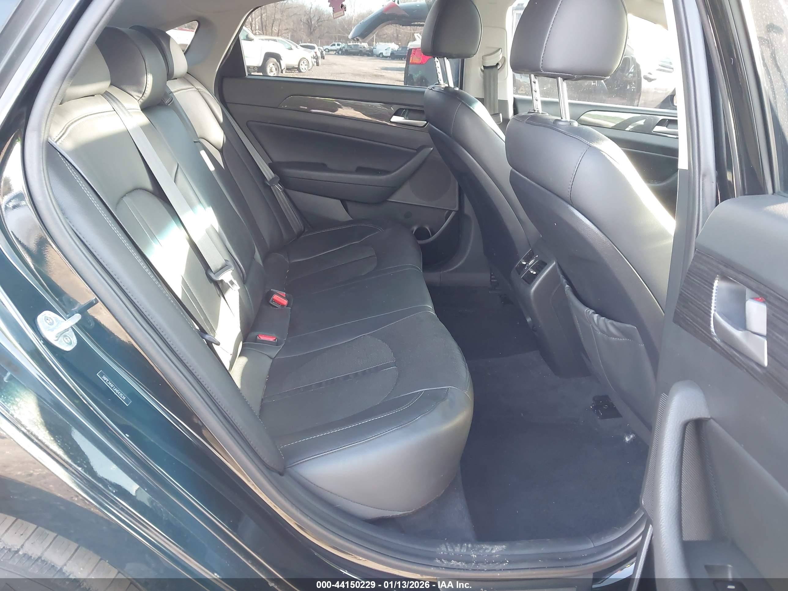 HYUNDAI SONATA image 8