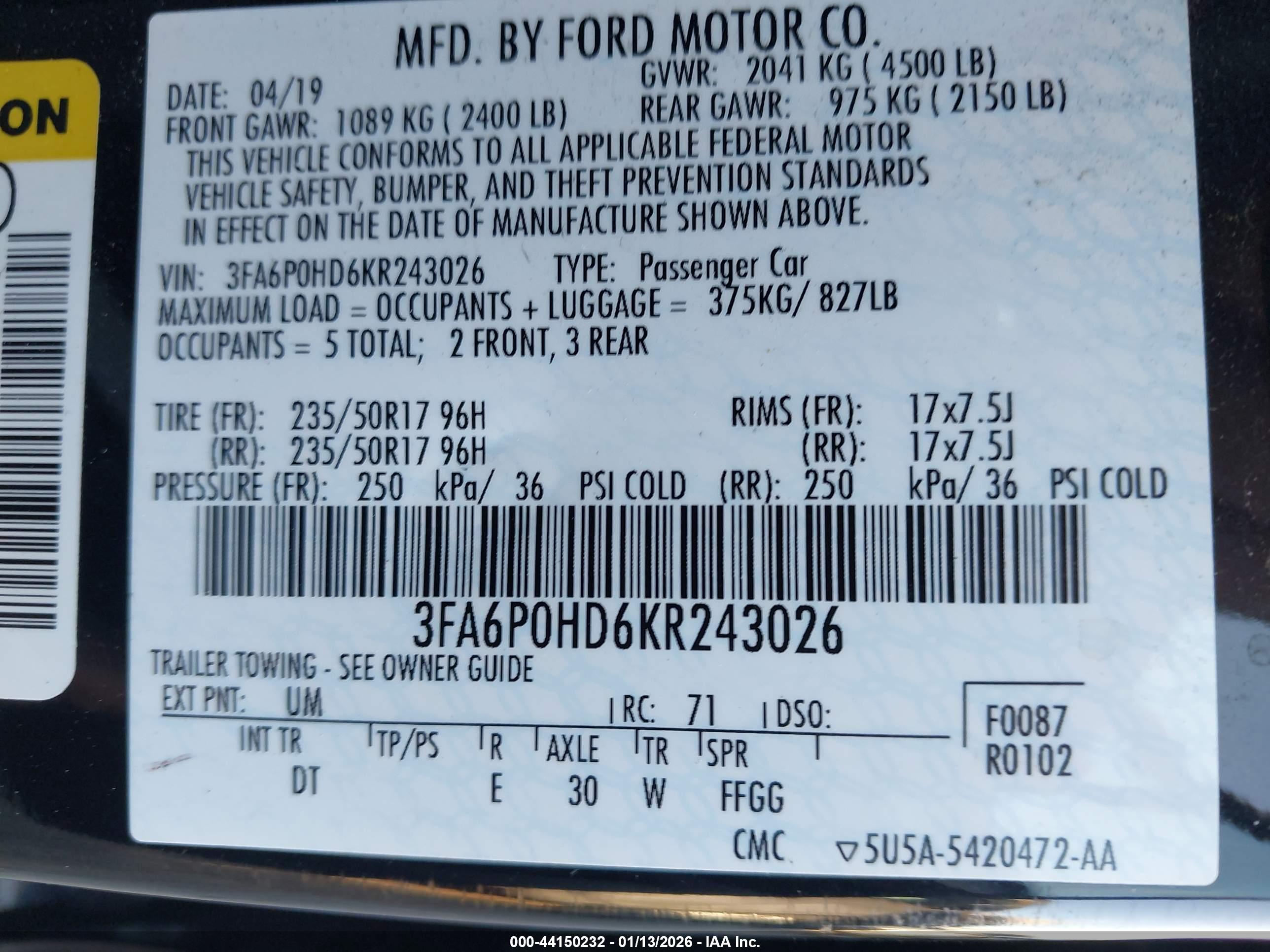 FORD FUSION image 9