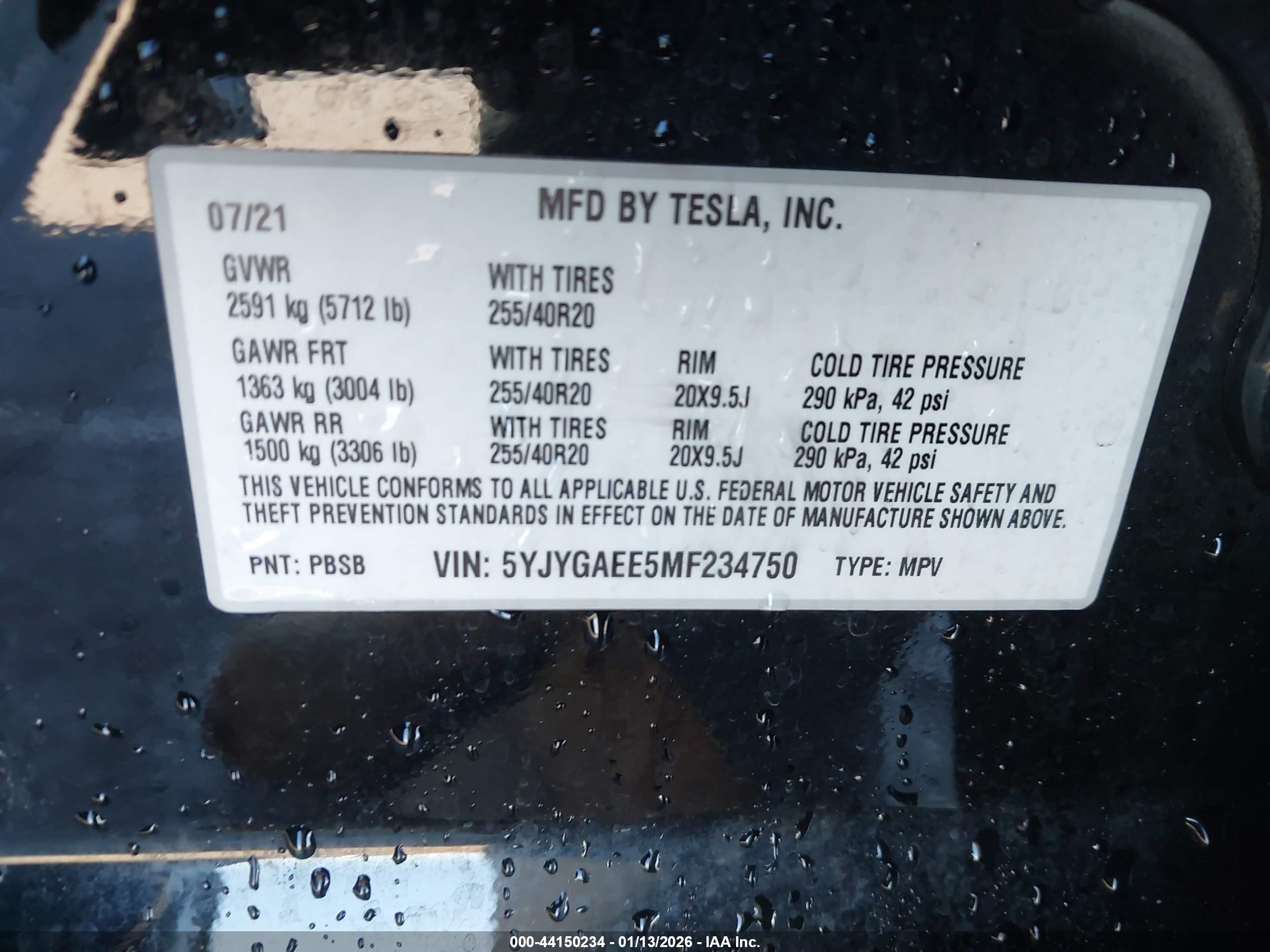 TESLA MODEL image 9