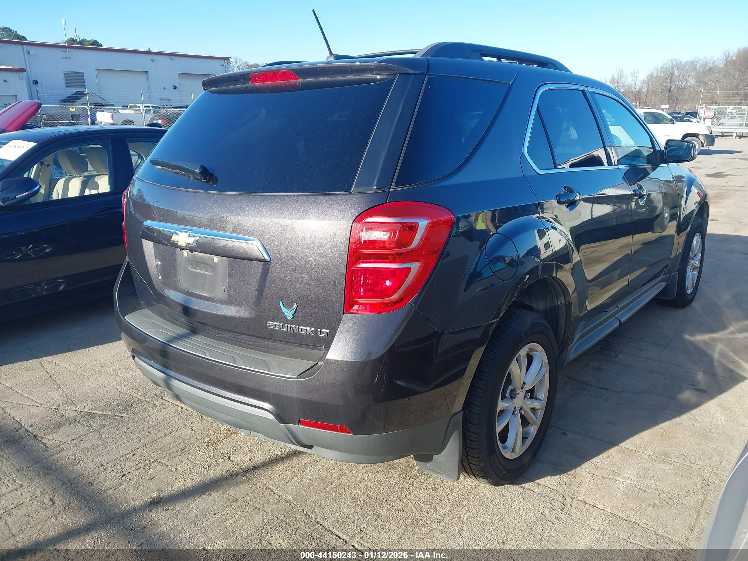 CHEVROLET EQUINOX image 4