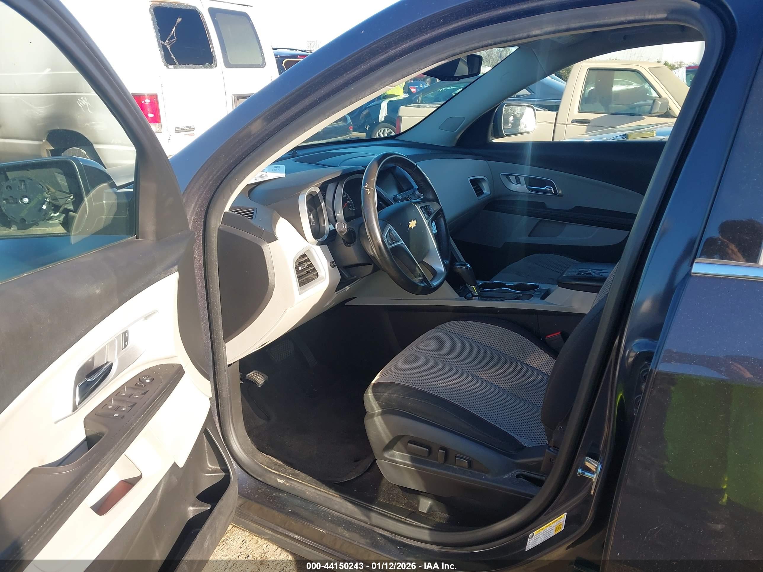 CHEVROLET EQUINOX image 5