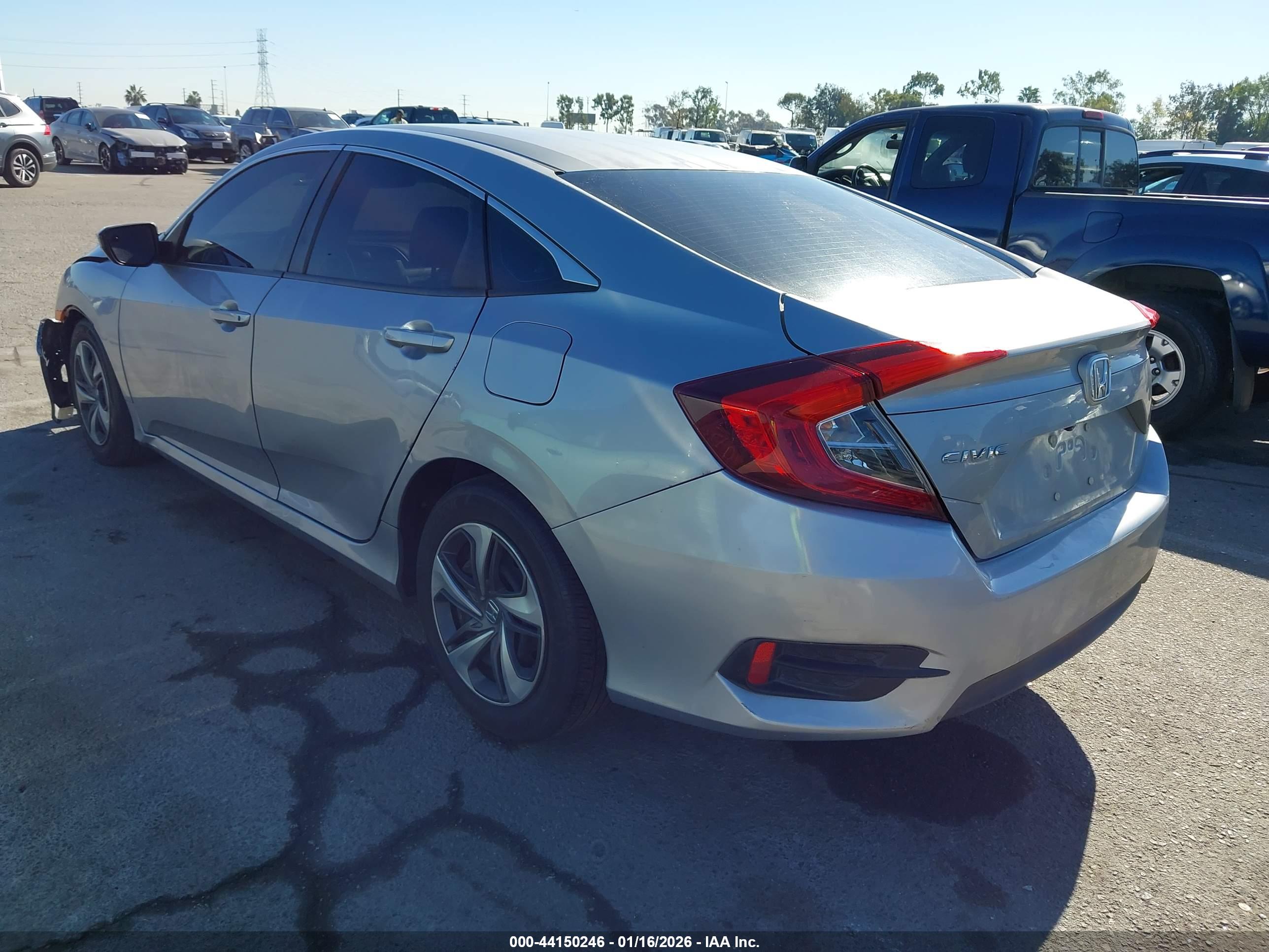 HONDA CIVIC image 3