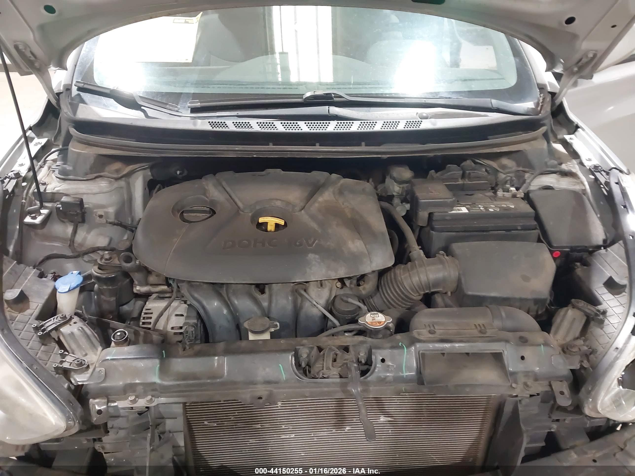 HYUNDAI ELANTRA image 10