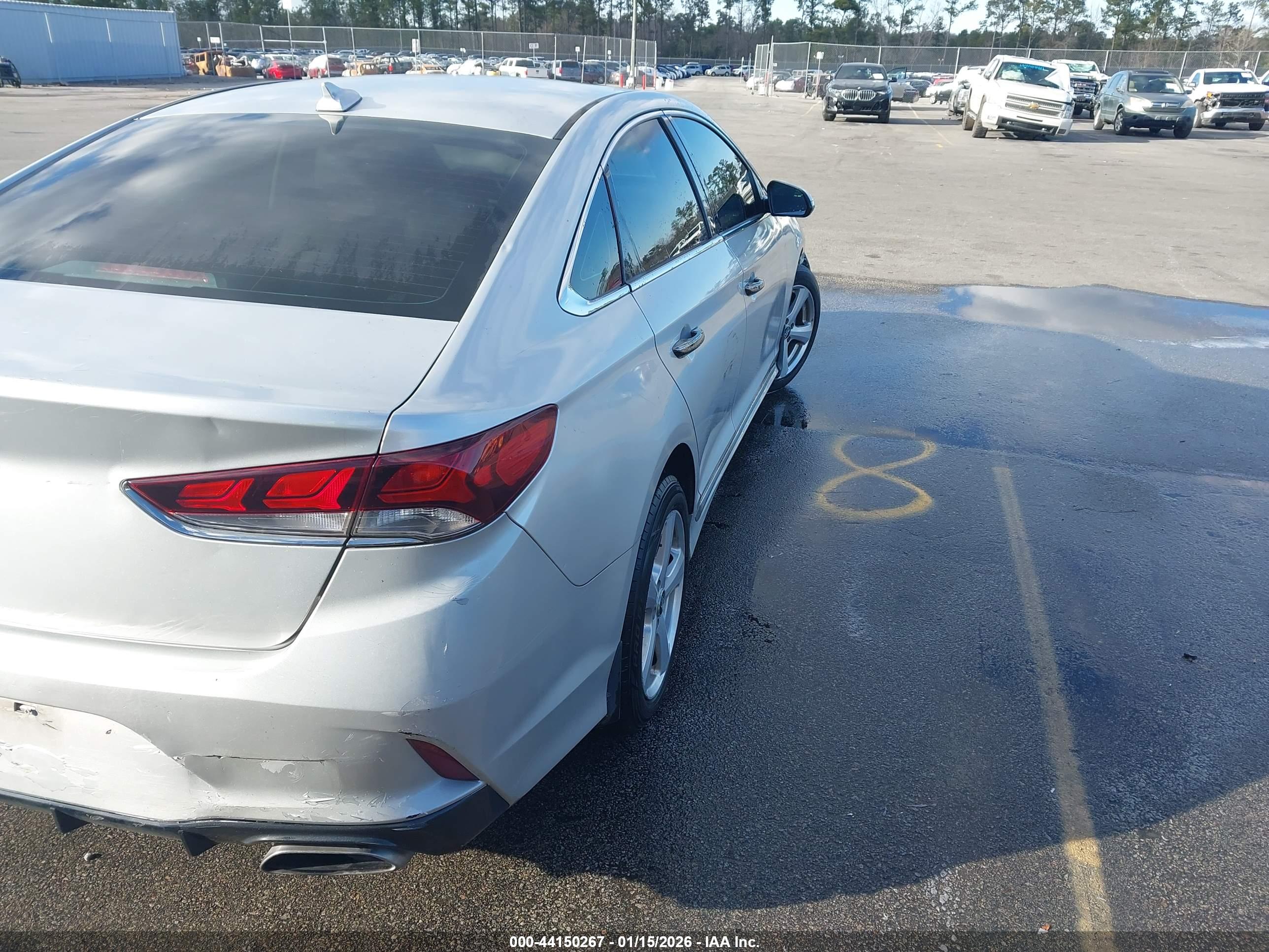 HYUNDAI SONATA image 4