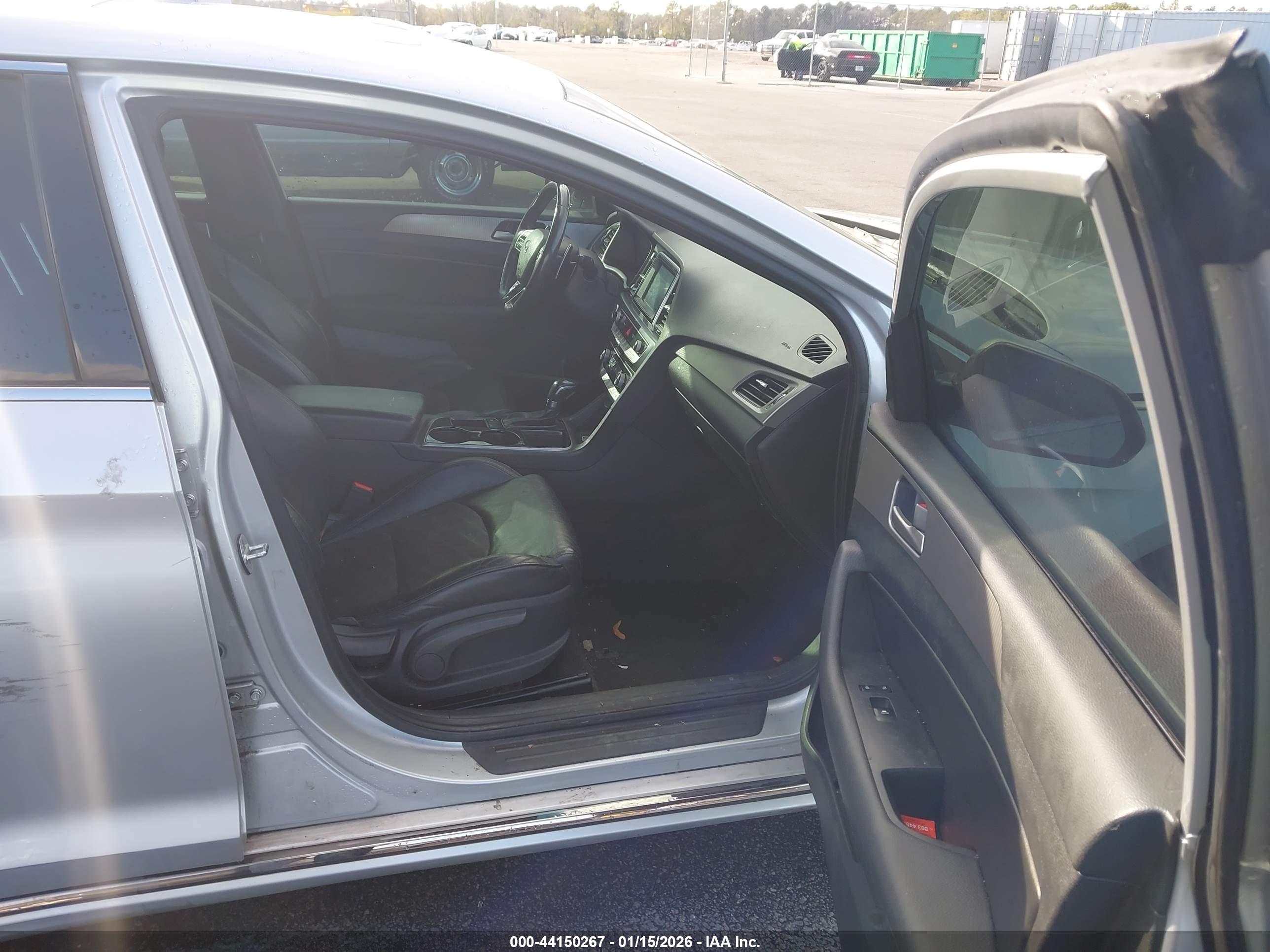 HYUNDAI SONATA image 5