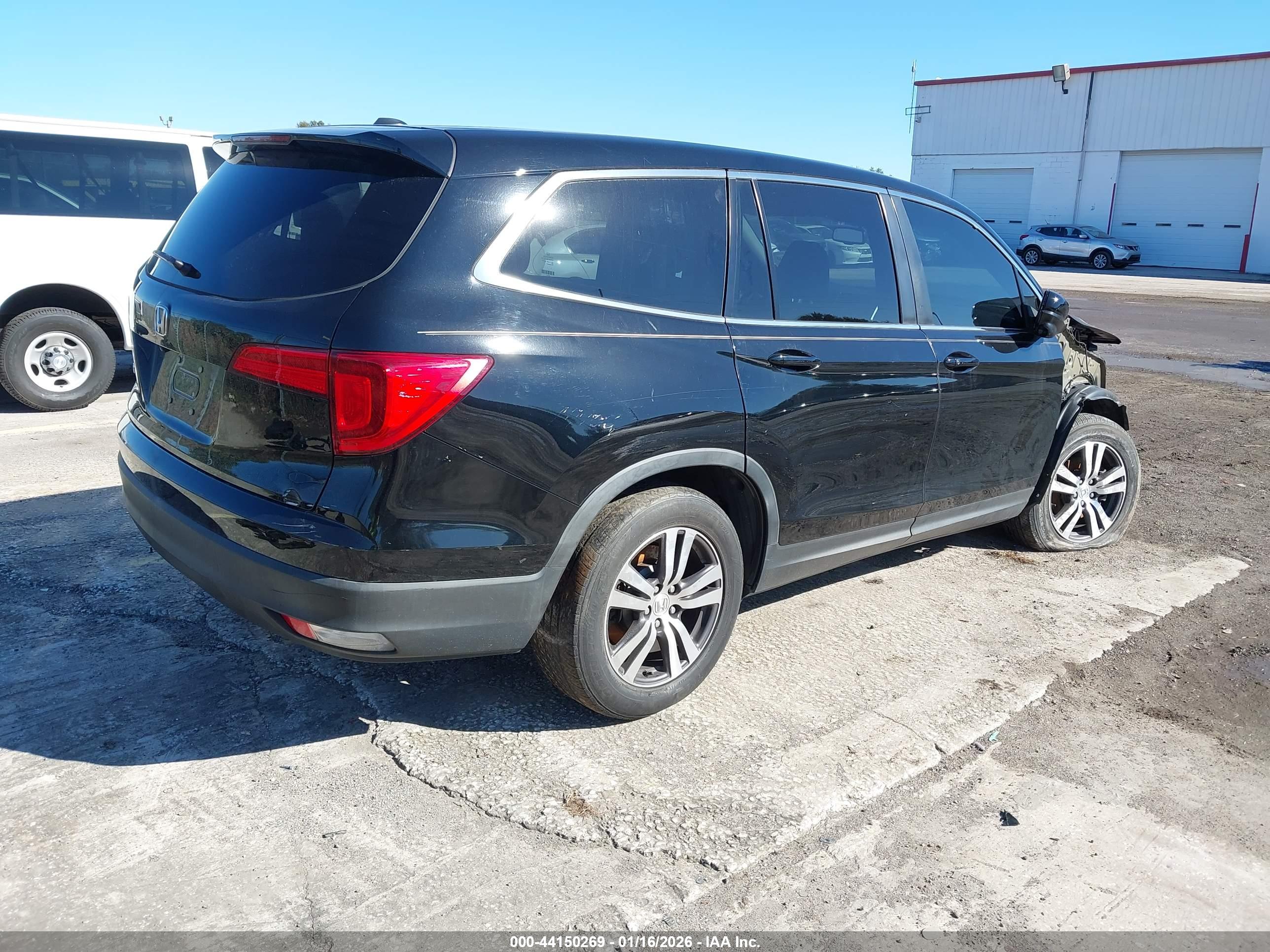 HONDA PILOT image 4