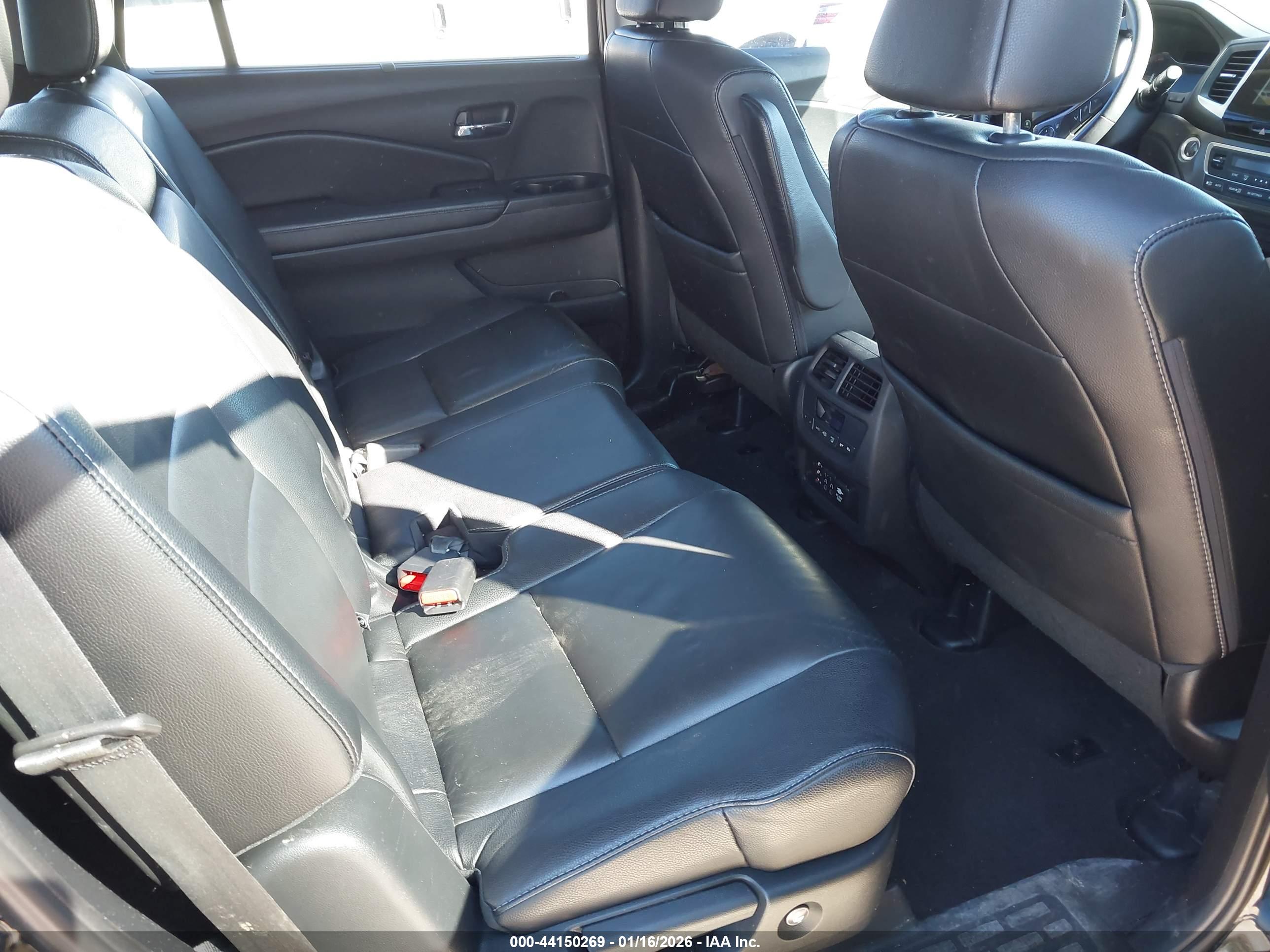 HONDA PILOT image 8