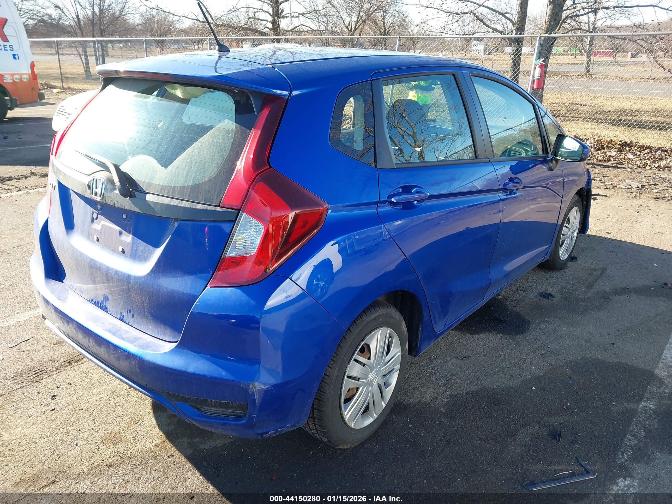 HONDA FIT image 4