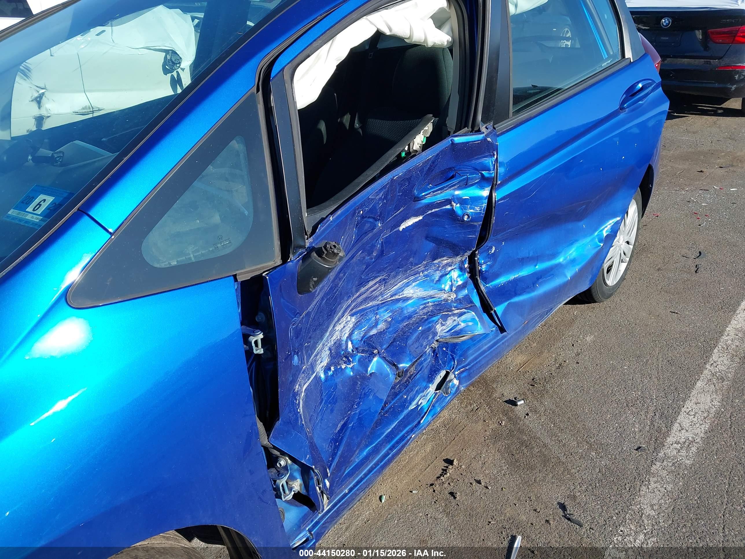 HONDA FIT image 6