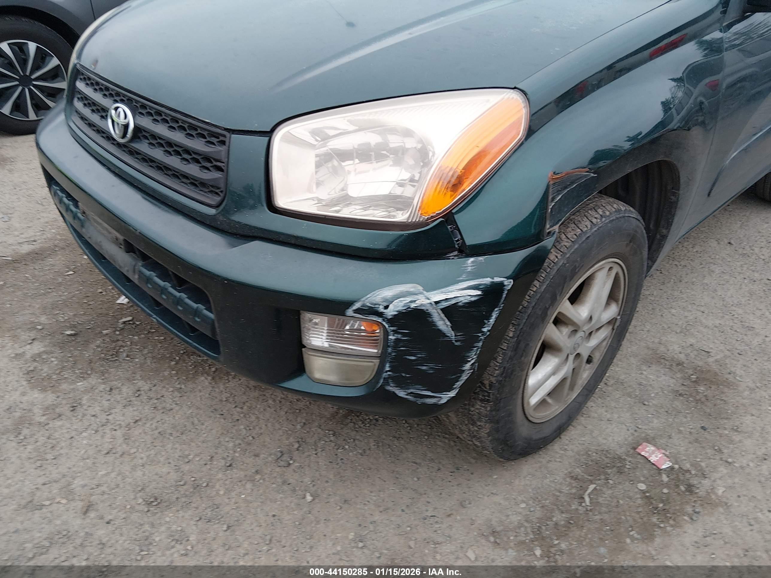 TOYOTA RAV4 image 6