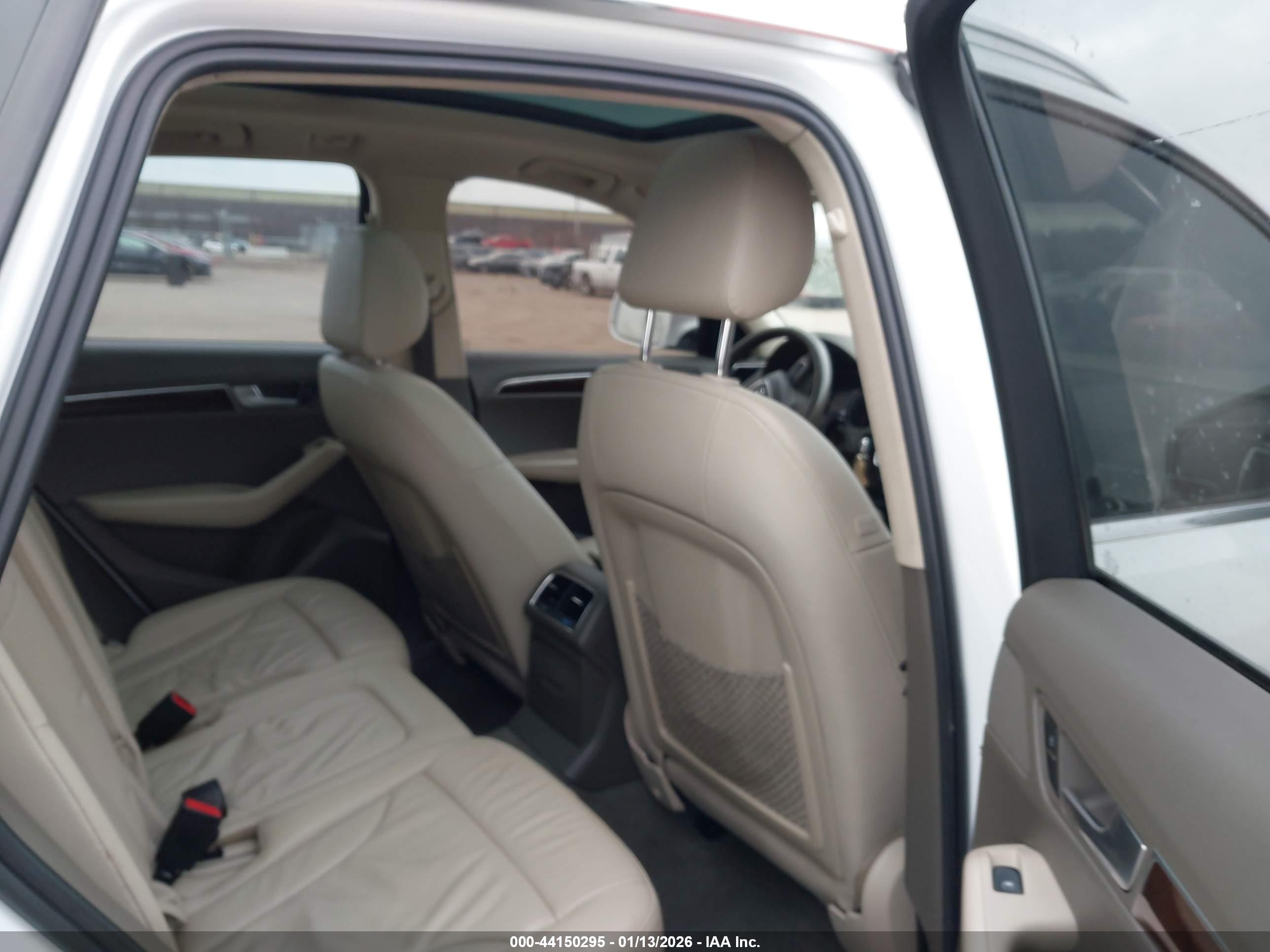 AUDI Q5 image 8