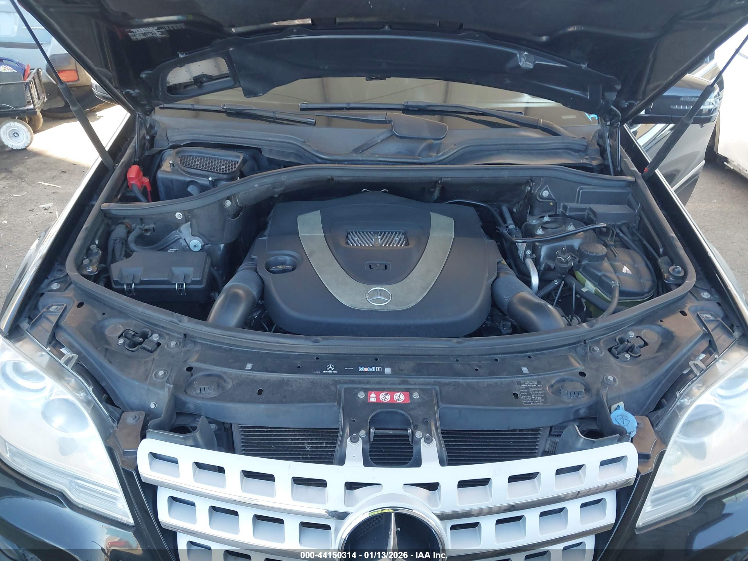 MERCEDES-BENZ ML image 10