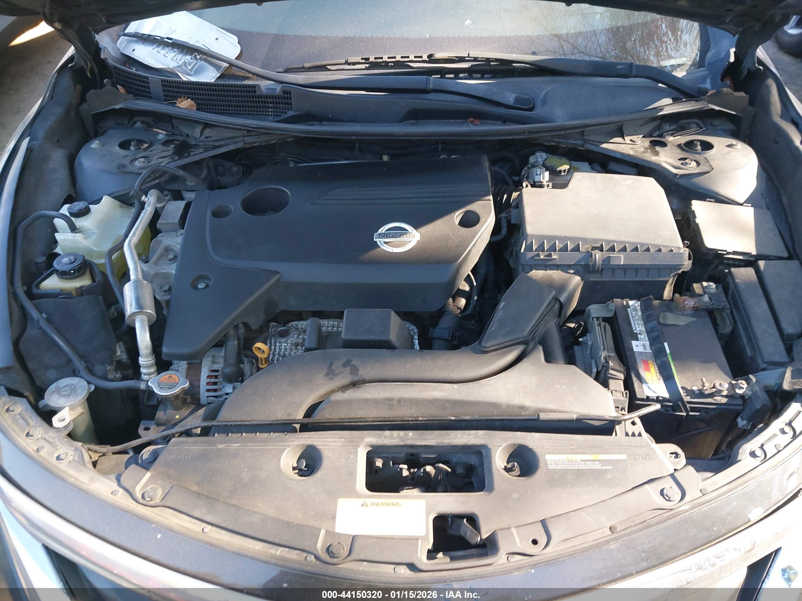 NISSAN ALTIMA image 10