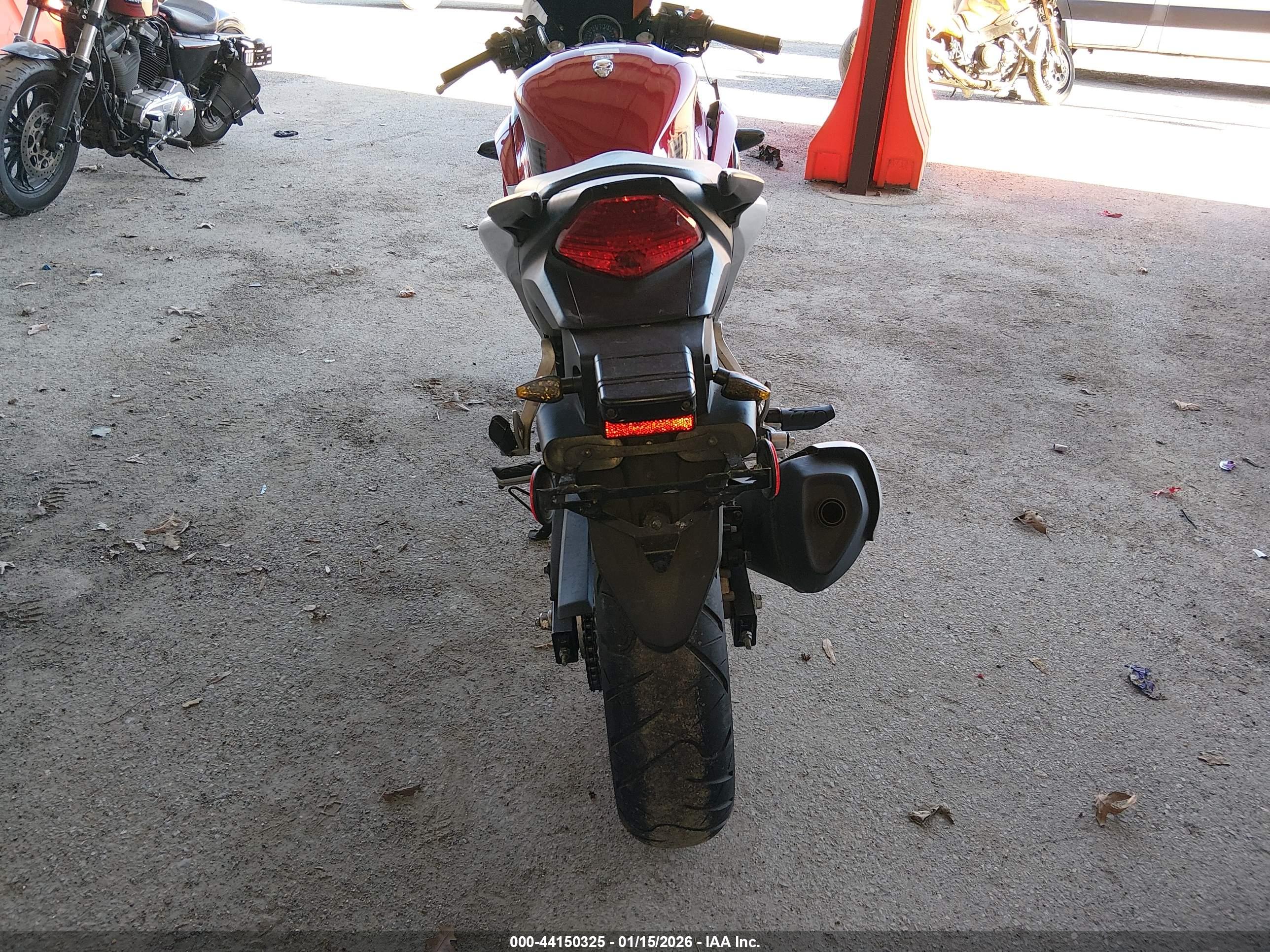 HONDA CBR250 image 6