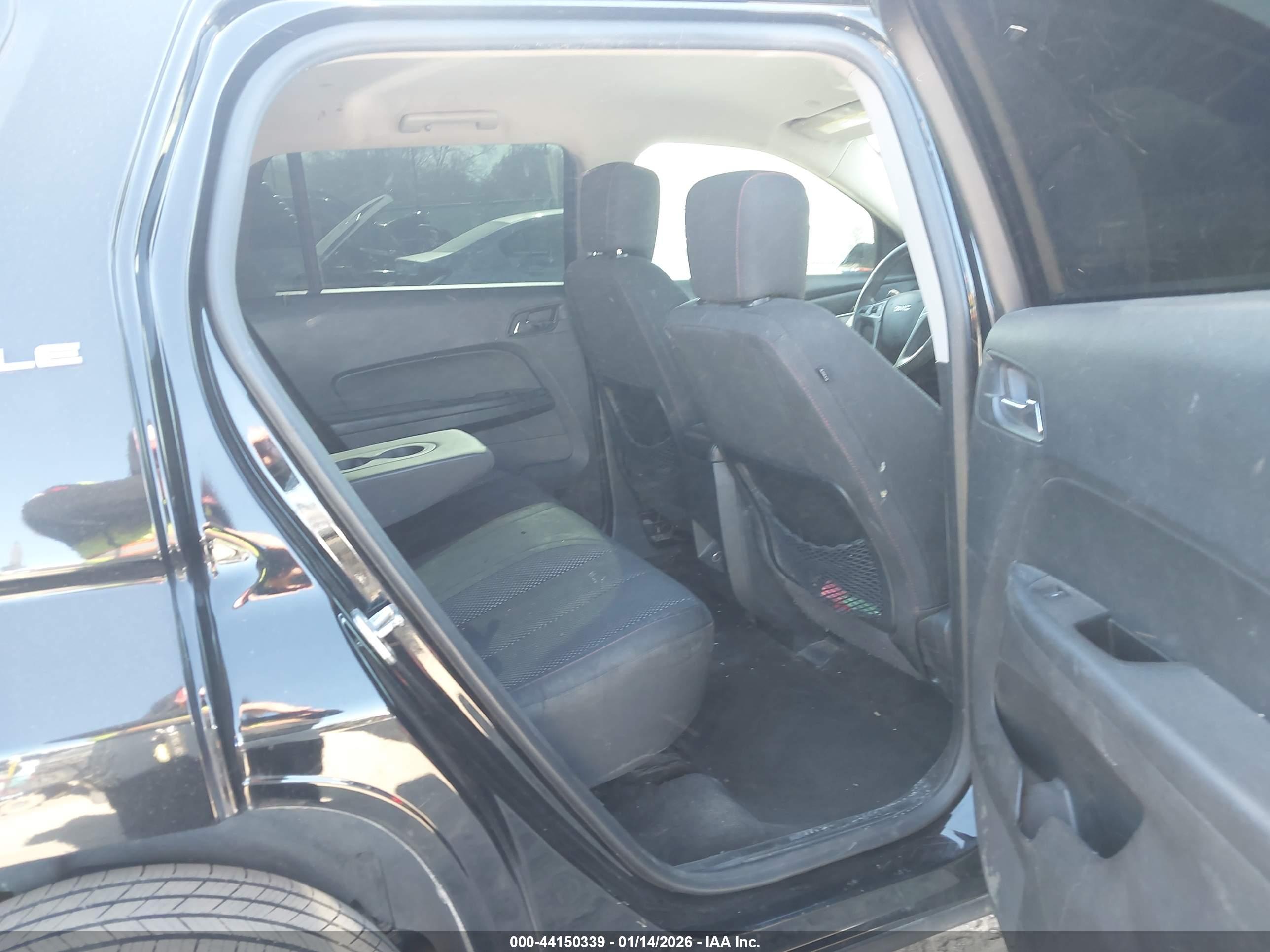 GMC TERRAIN image 8