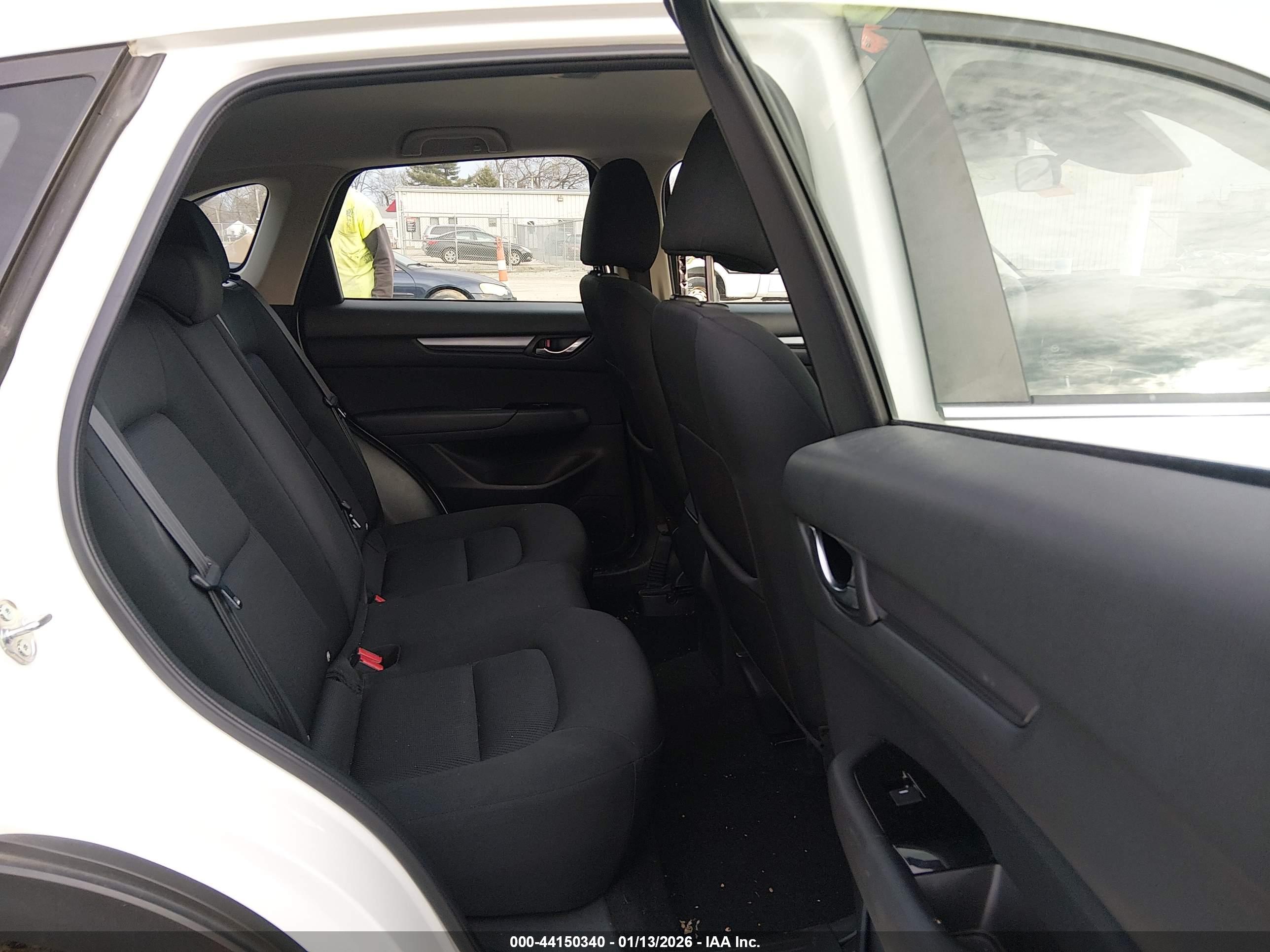 MAZDA CX-5 image 8