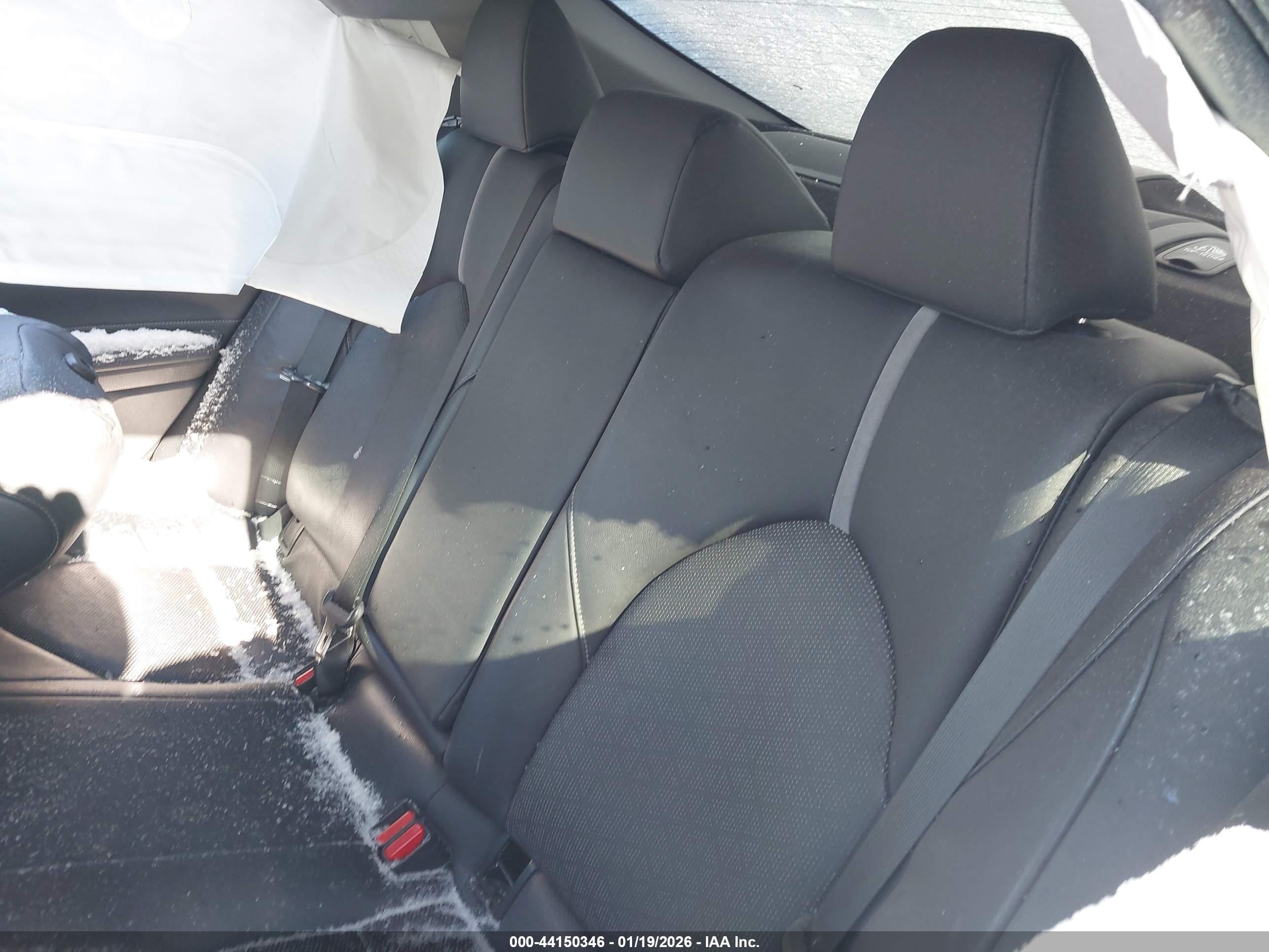 TOYOTA CAMRY image 8