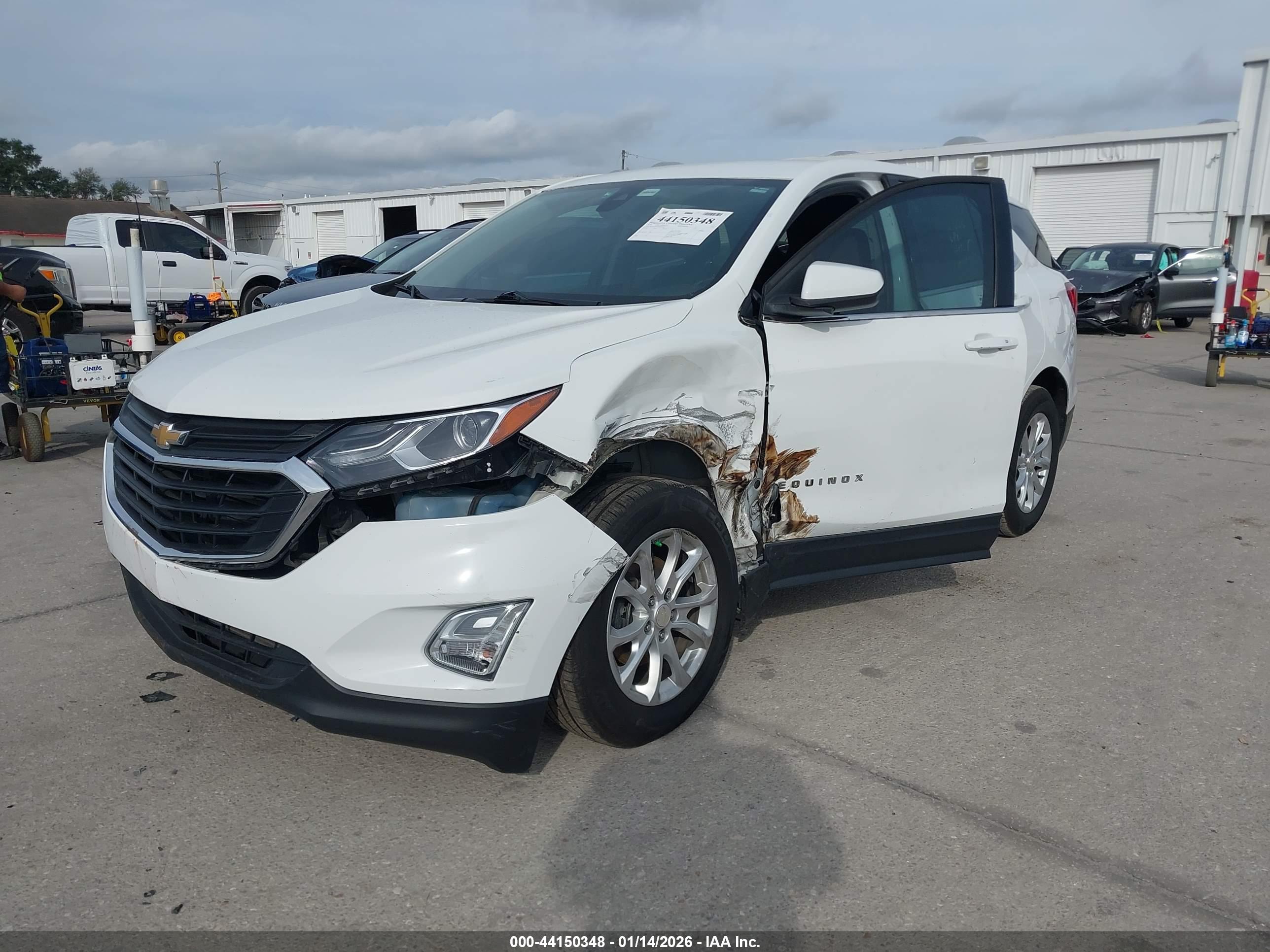 CHEVROLET EQUINOX image 2
