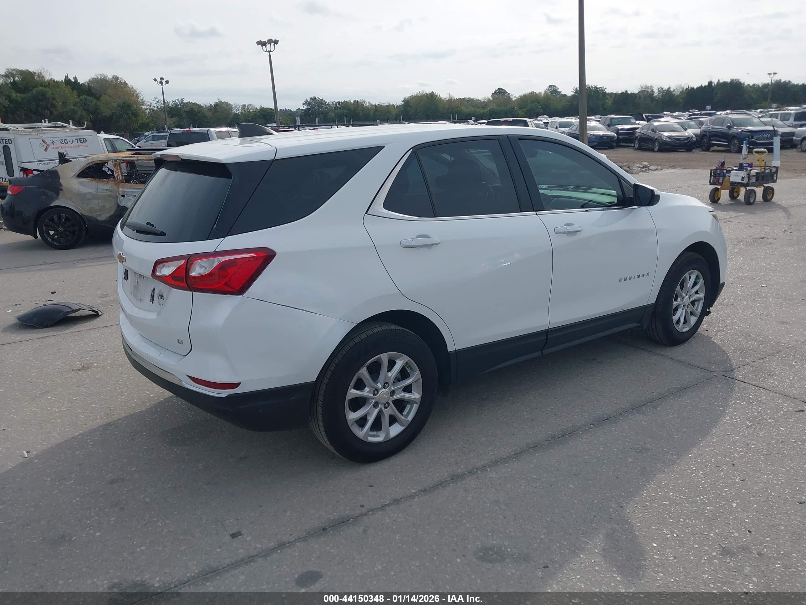 CHEVROLET EQUINOX image 4